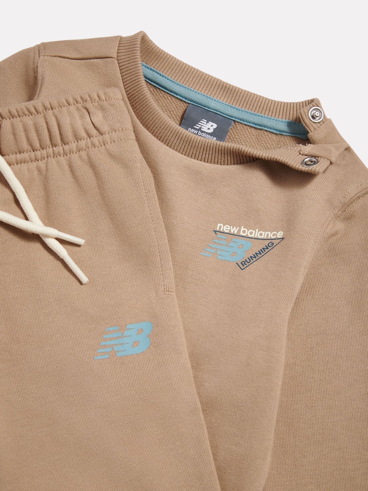 Dsiney Kidz - New Balance Natural Running French Terry Crew & Joggers Set image 3