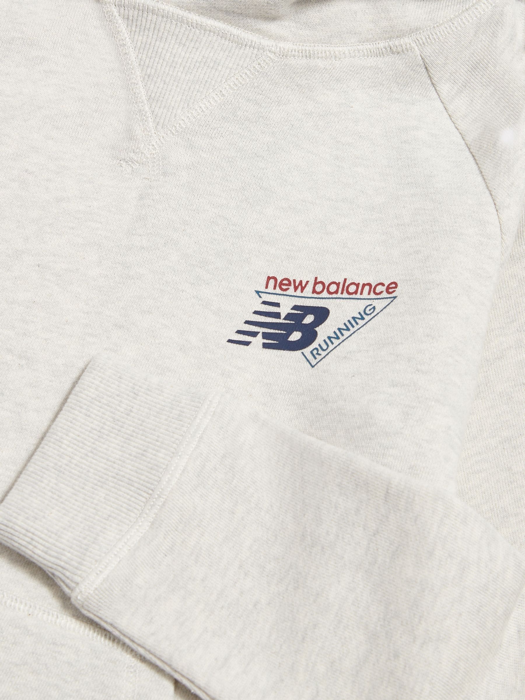 Dsiney Kidz - New Balance White Athletics Running Graphic Hoodie image 3