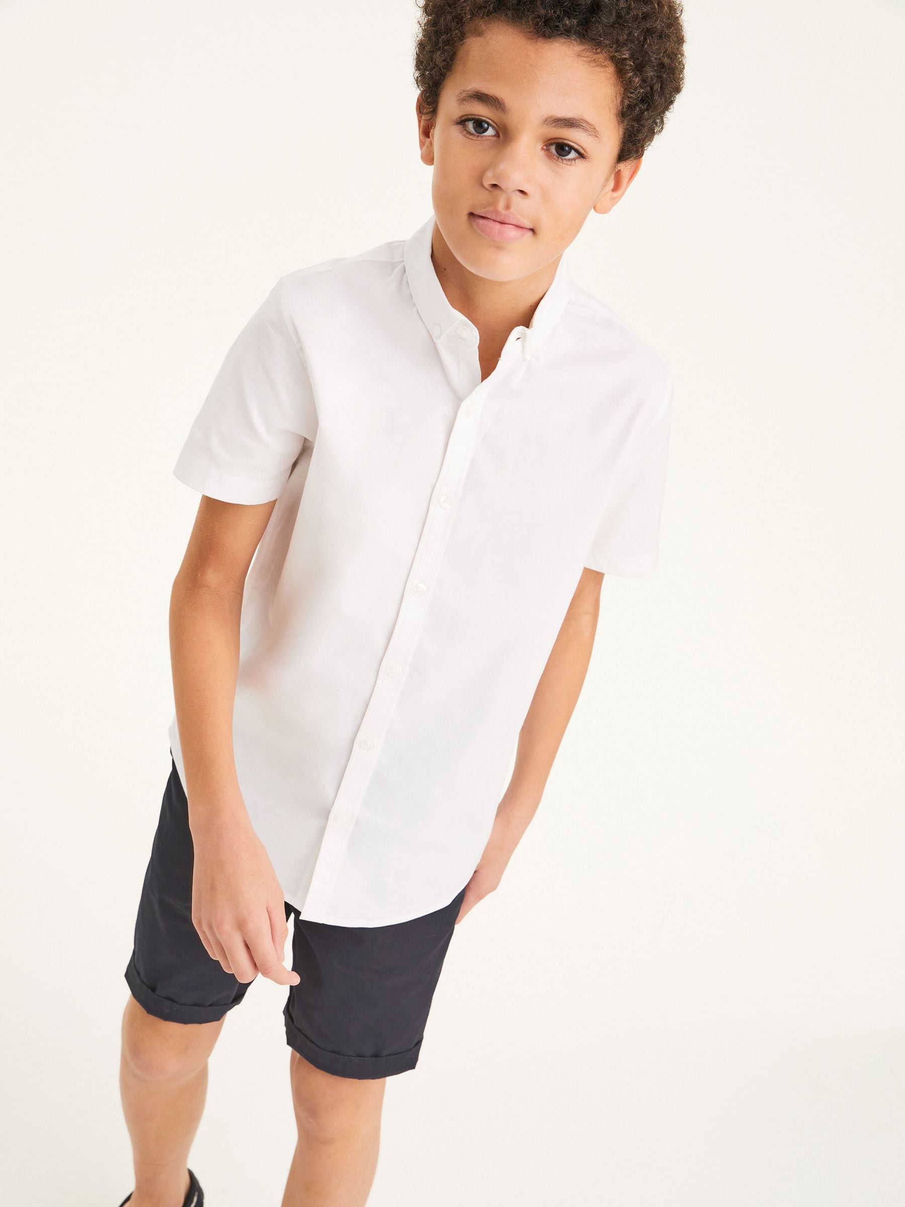 Dsiney Kidz - White Plain Short Sleeve Cotton Rich Oxford Shirt (3-16yrs) image 1
