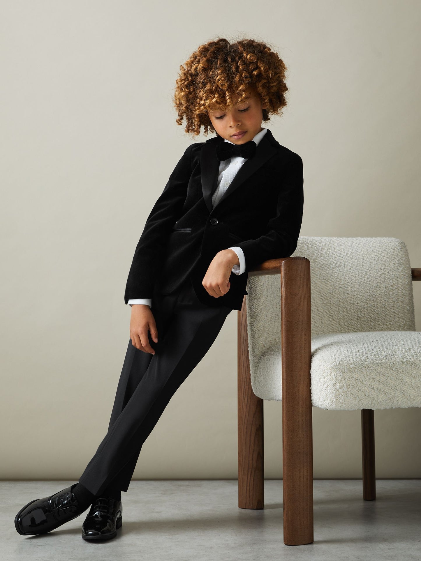 Reiss Black Ace 3-9 yrs Single Breasted Velvet Blazer image 1