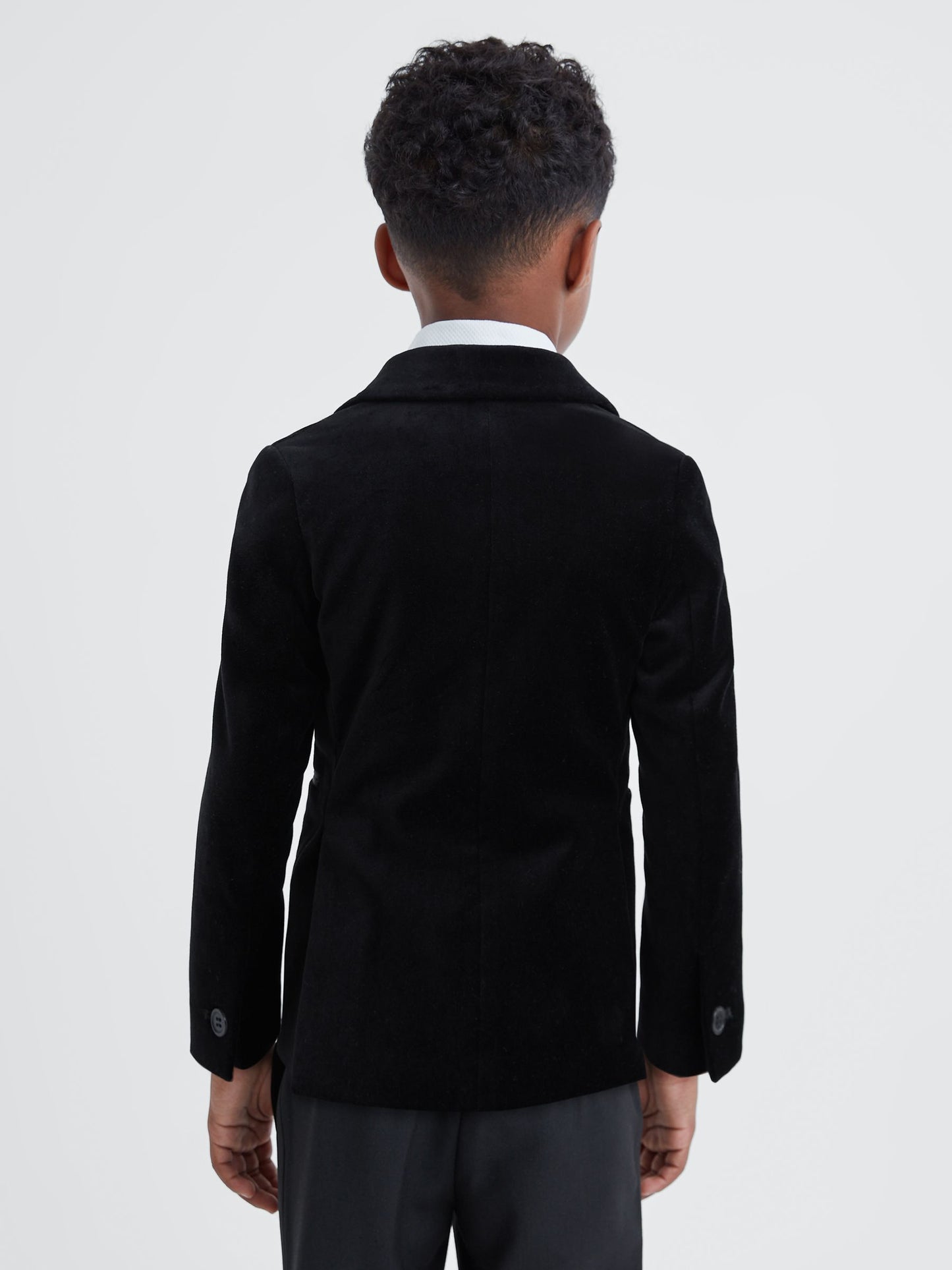 Reiss Black Ace 3-9 yrs Single Breasted Velvet Blazer image 5