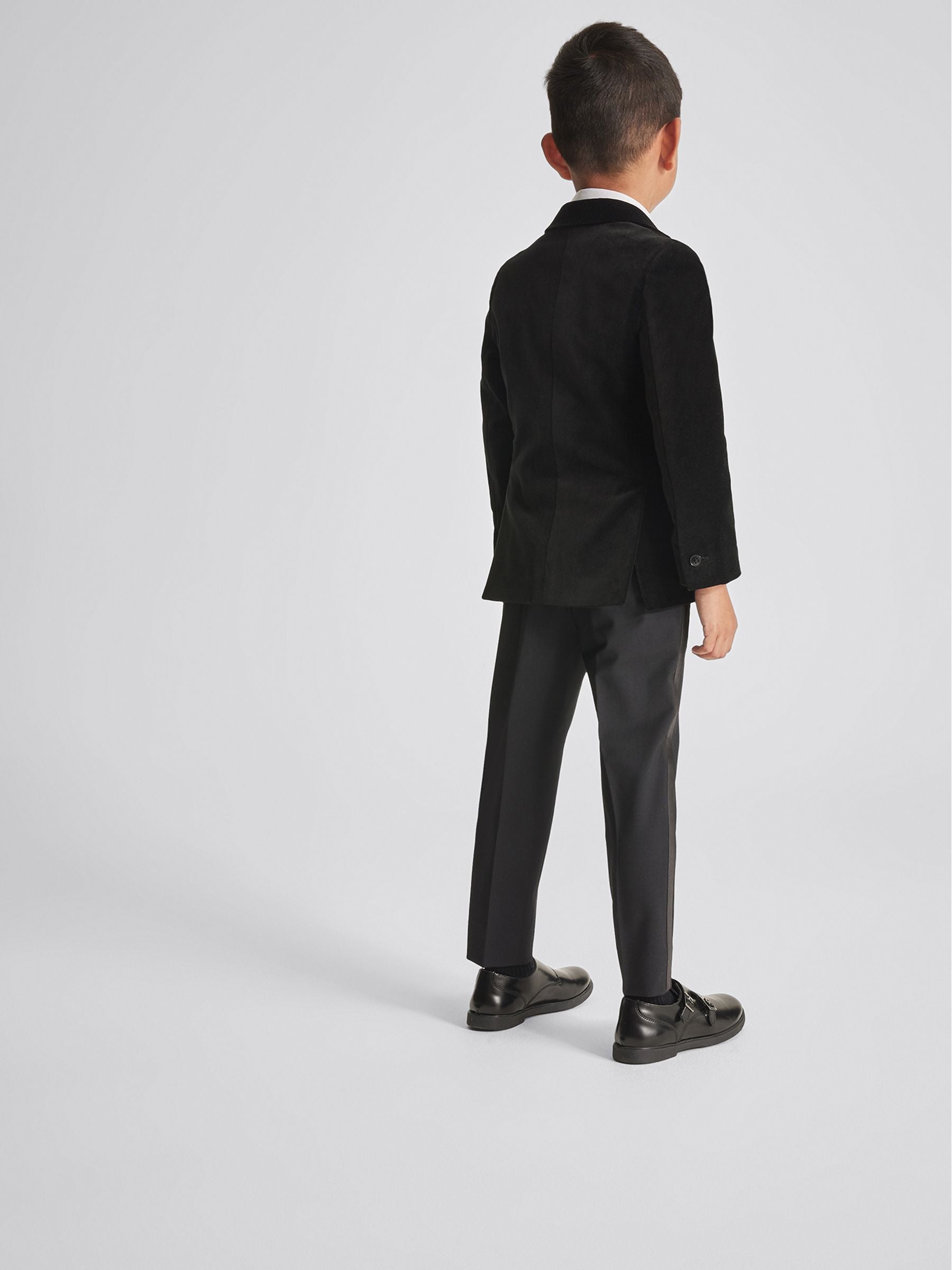 Reiss Black Ace 4-9 yrs Single Breasted Velvet Blazer image 5