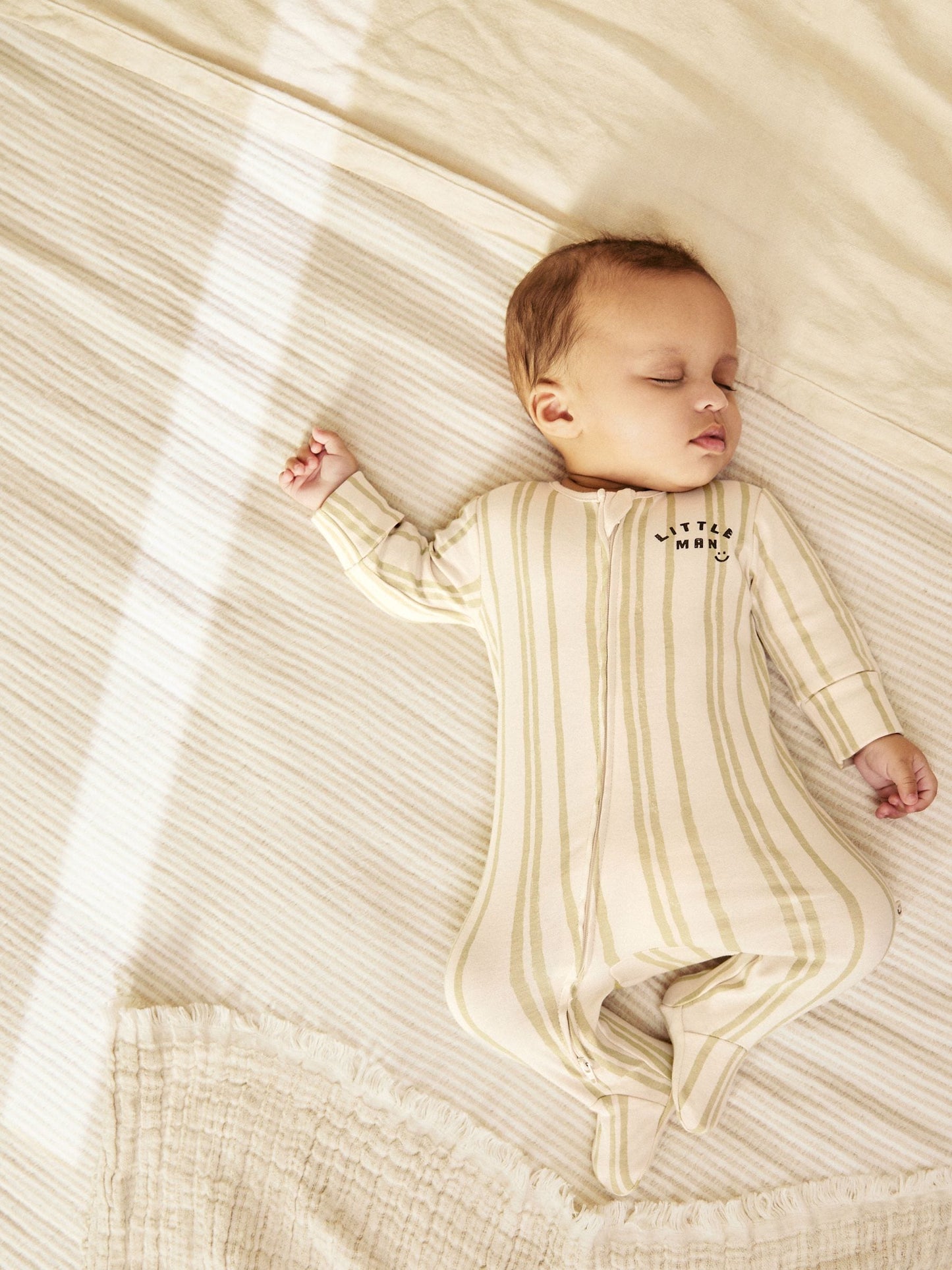 Ecru/Green Little Man Baby Sleepsuit (0mths-2yrs)