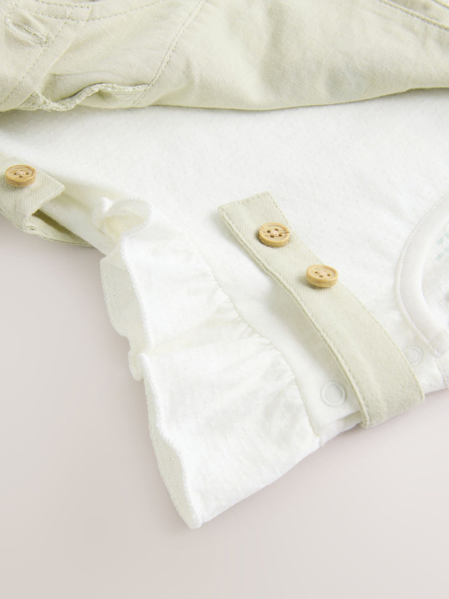 Sage Green Embroidered Floral Short Sleeve 100% Cotton Bodysuit And Leg Baby Dungaree Set (0mths-2yrs)