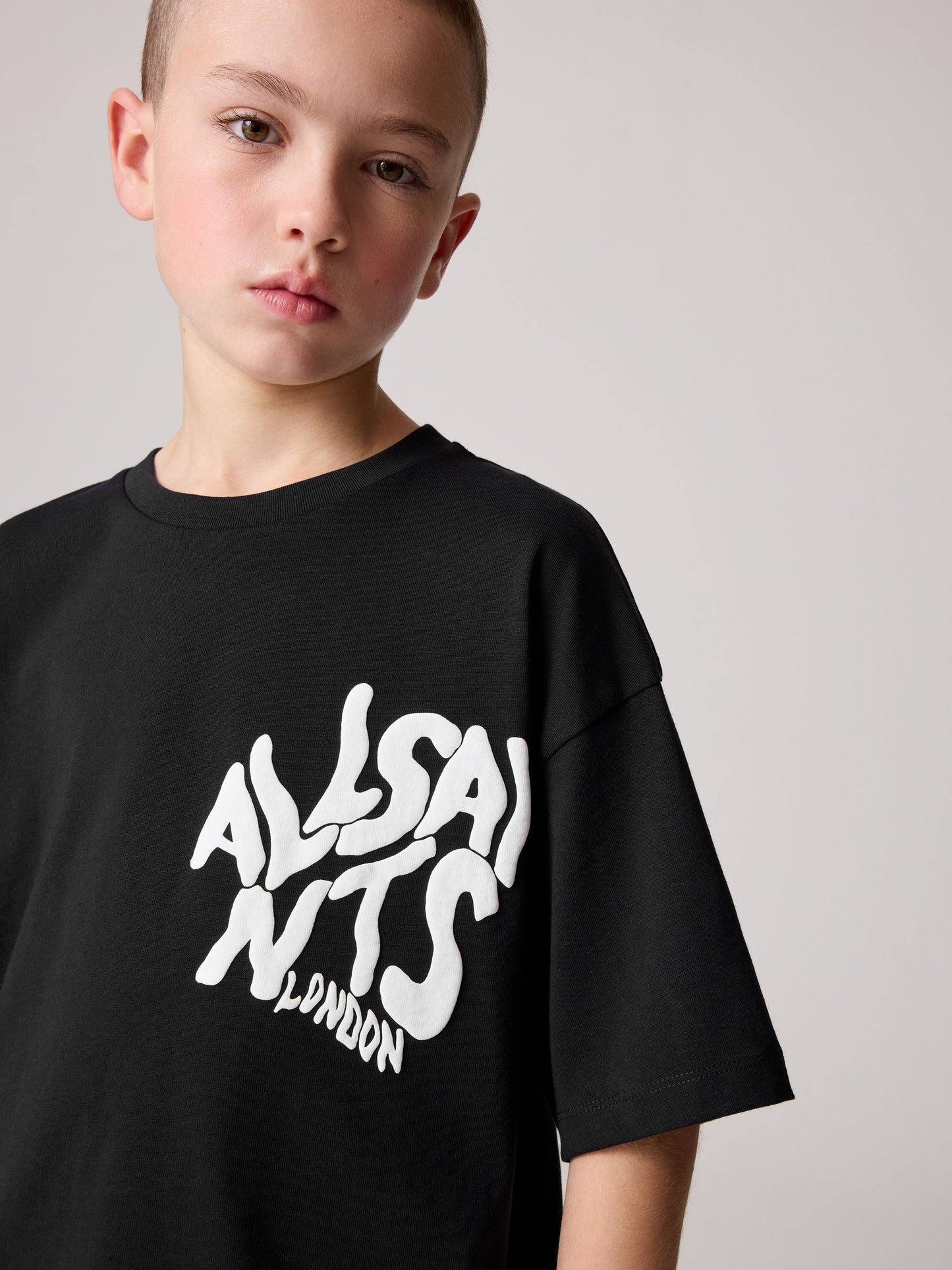 Dsiney Kidz - smALLSAINTS Black Oversized Orlando Logo Crew Neck T-Shirt image 3