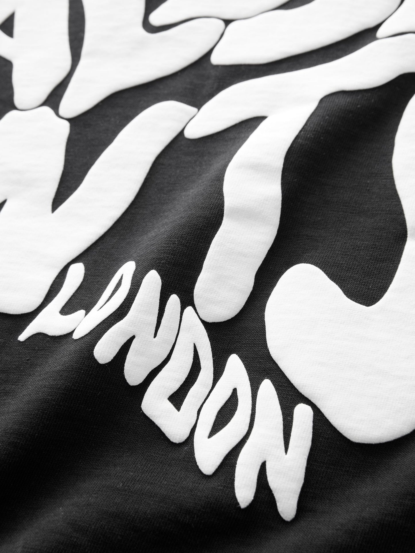 Dsiney Kidz - smALLSAINTS Black Oversized Orlando Logo Crew Neck T-Shirt image 7