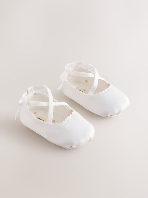 Dsiney Kidz - White Baby Bow Occassion Shoes (0-24mths) image 1