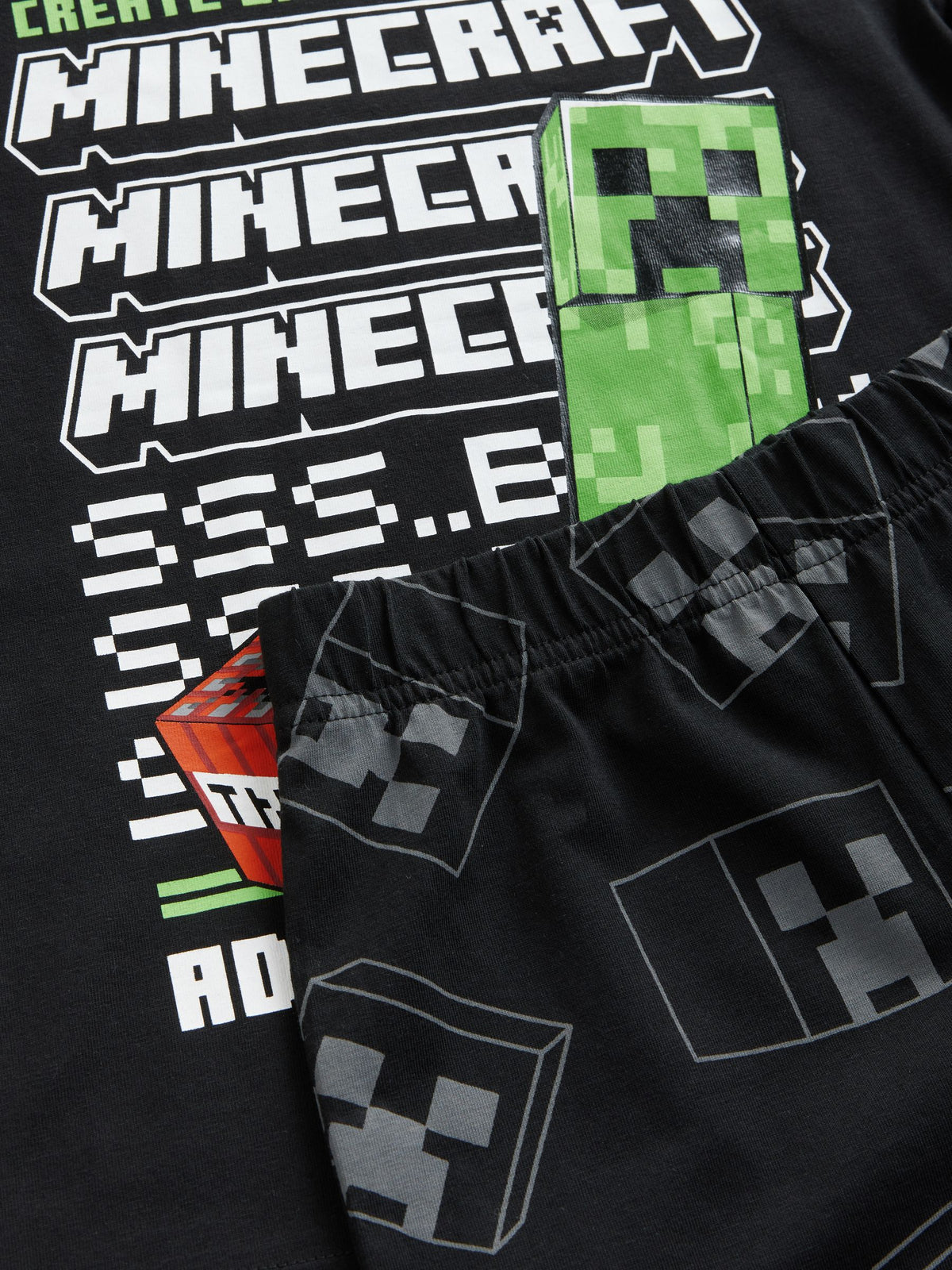 Green/Black Minecraft Short Pyjamas 2 Pack (5-14yrs) - image 12