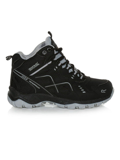 Regatta Black Kids Vendeavour Walking Boots image 1
