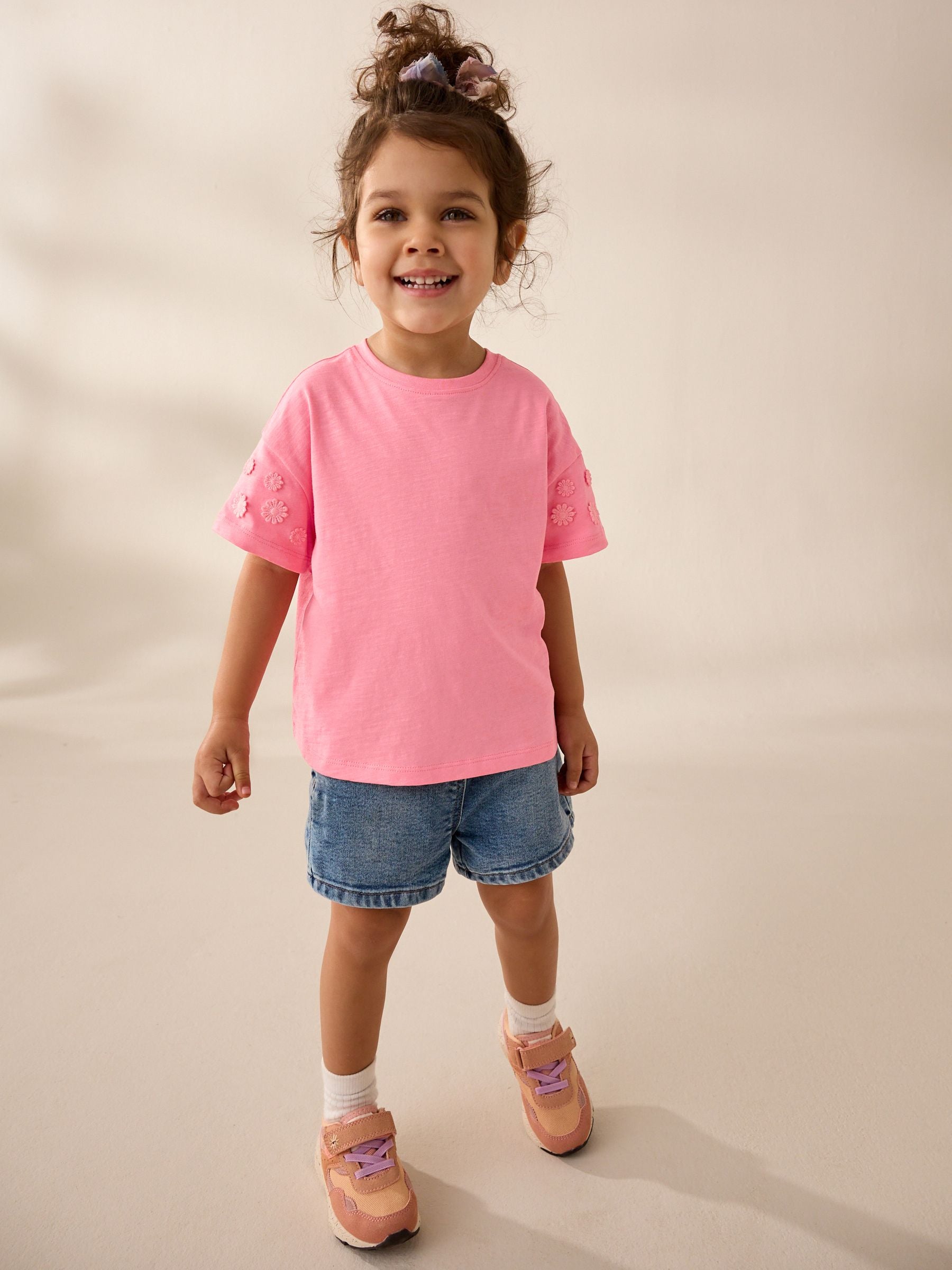 Pink 100% Cotton Daisy Short Sleeve T-Shirt (3mths-7yrs) image 2