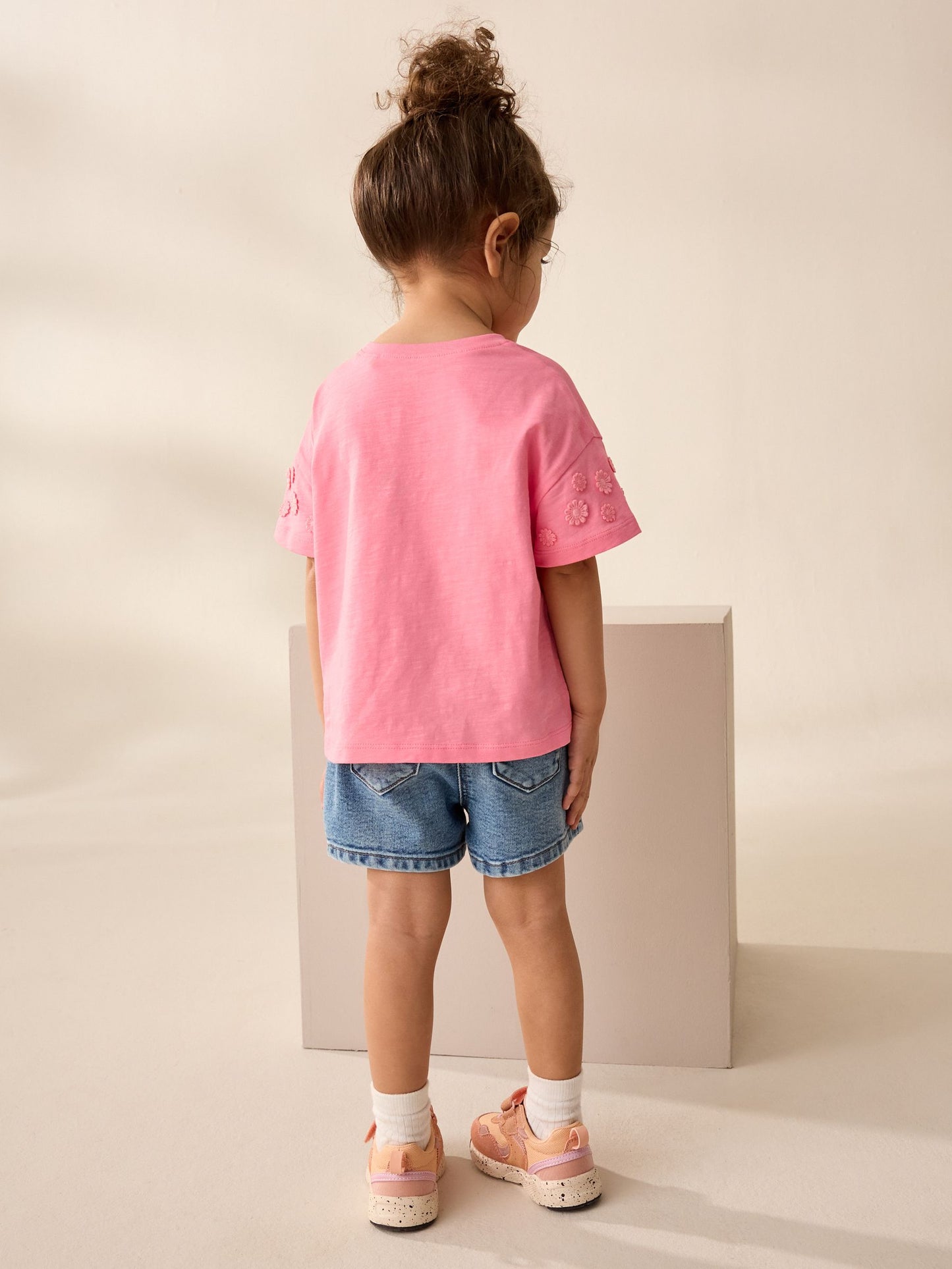 Pink 100% Cotton Daisy Short Sleeve T-Shirt (3mths-7yrs) image 3