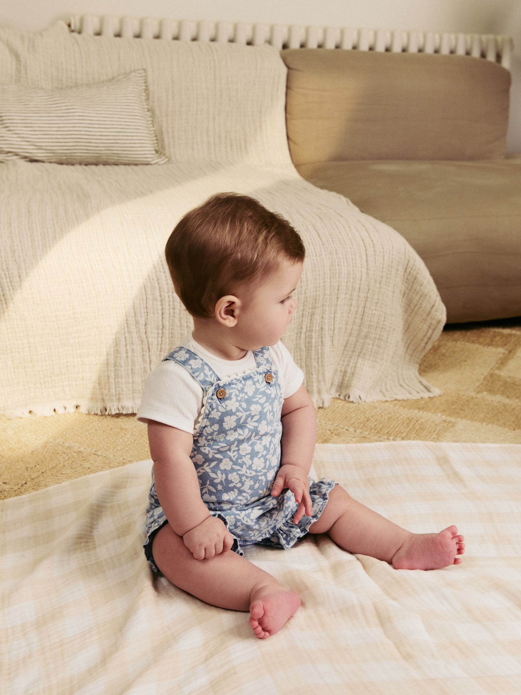 Denim Floral and Ecru Short Sleeve Baby Bodysuit and Dungarees Set (0mths-2yrs) image 1