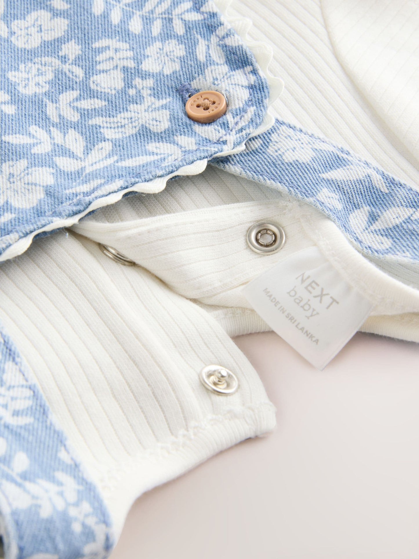 Denim Floral and Ecru Short Sleeve Baby Bodysuit and Dungarees Set (0mths-2yrs) image 4