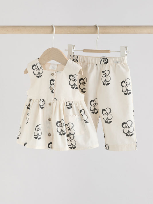 Black/White Floral Baby Printed Sleeveless Top and Trousers 2 Piece Set (0mths-2yrs) image 1