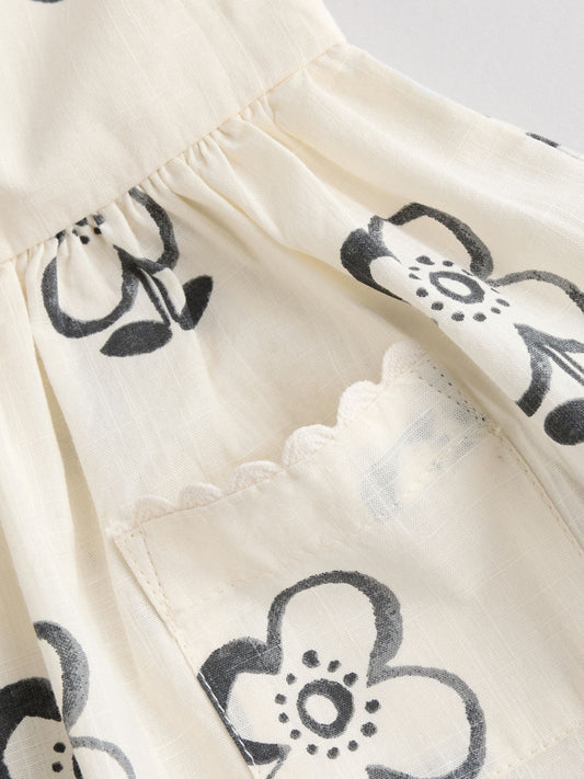 Black/White Floral Baby Printed Sleeveless Top and Trousers 2 Piece Set (0mths-2yrs) image 3