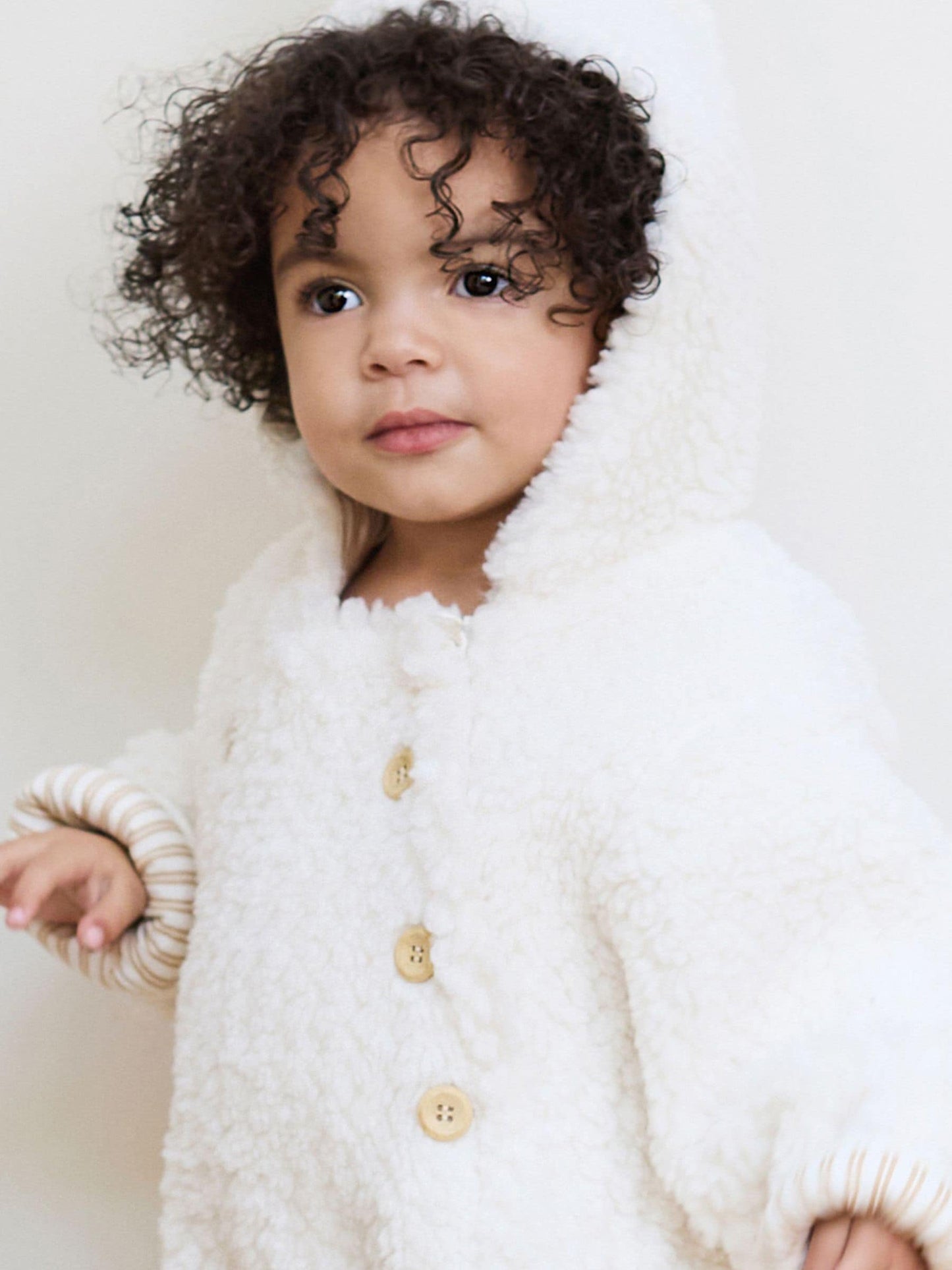 The Little Tailor Cream Chunky Sherpa Fleece Pramsuit image 4