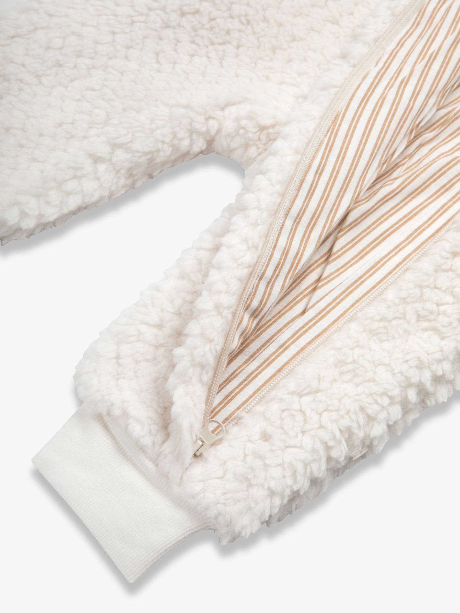 The Little Tailor Cream Chunky Sherpa Fleece Pramsuit image 6