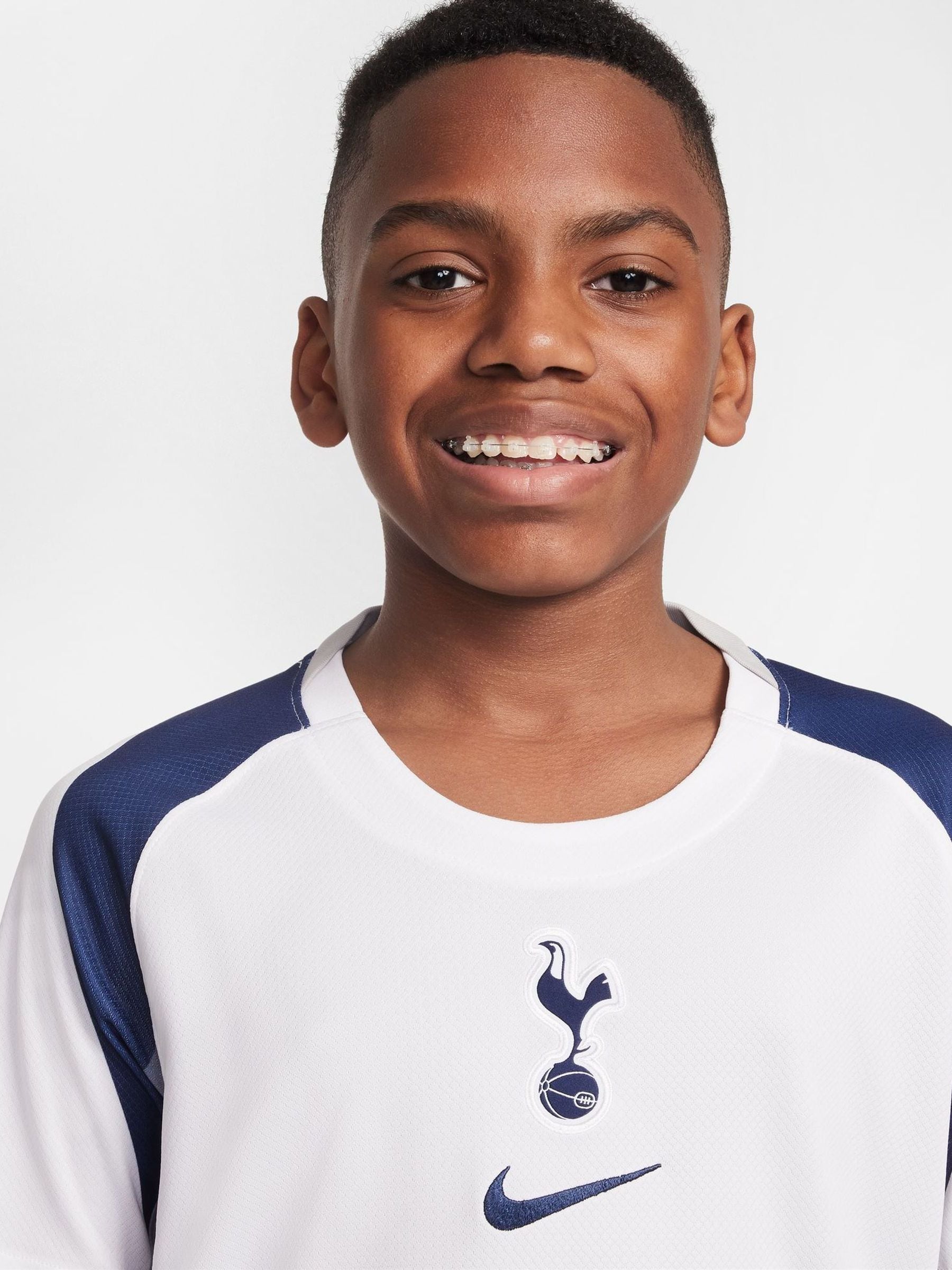 Dsiney Kidz - Nike White Tottenham Hotspur 25/26 Home Football Shirt image 3