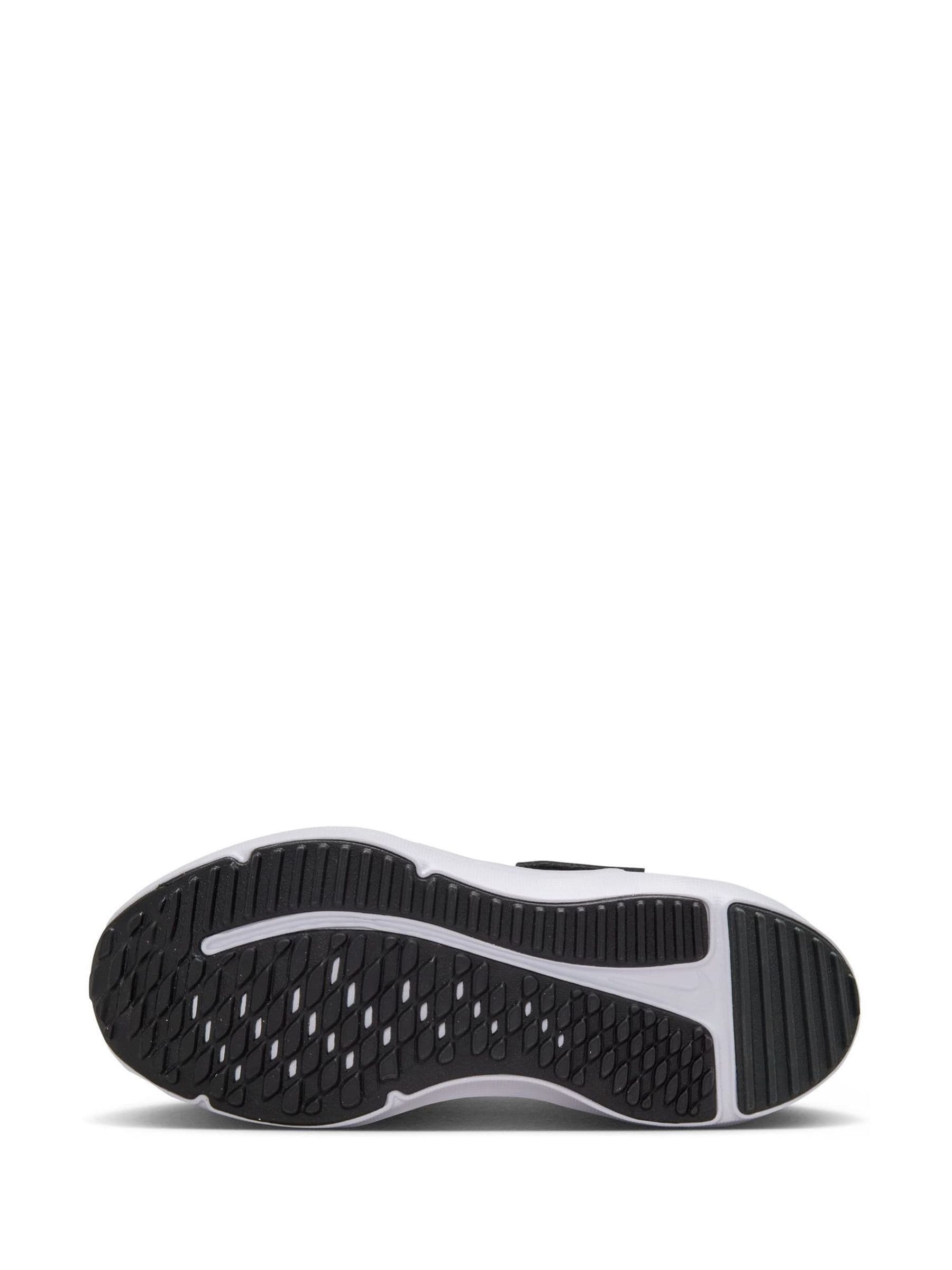 Nike Black/White Junior Cosmic Running Trainers image 9