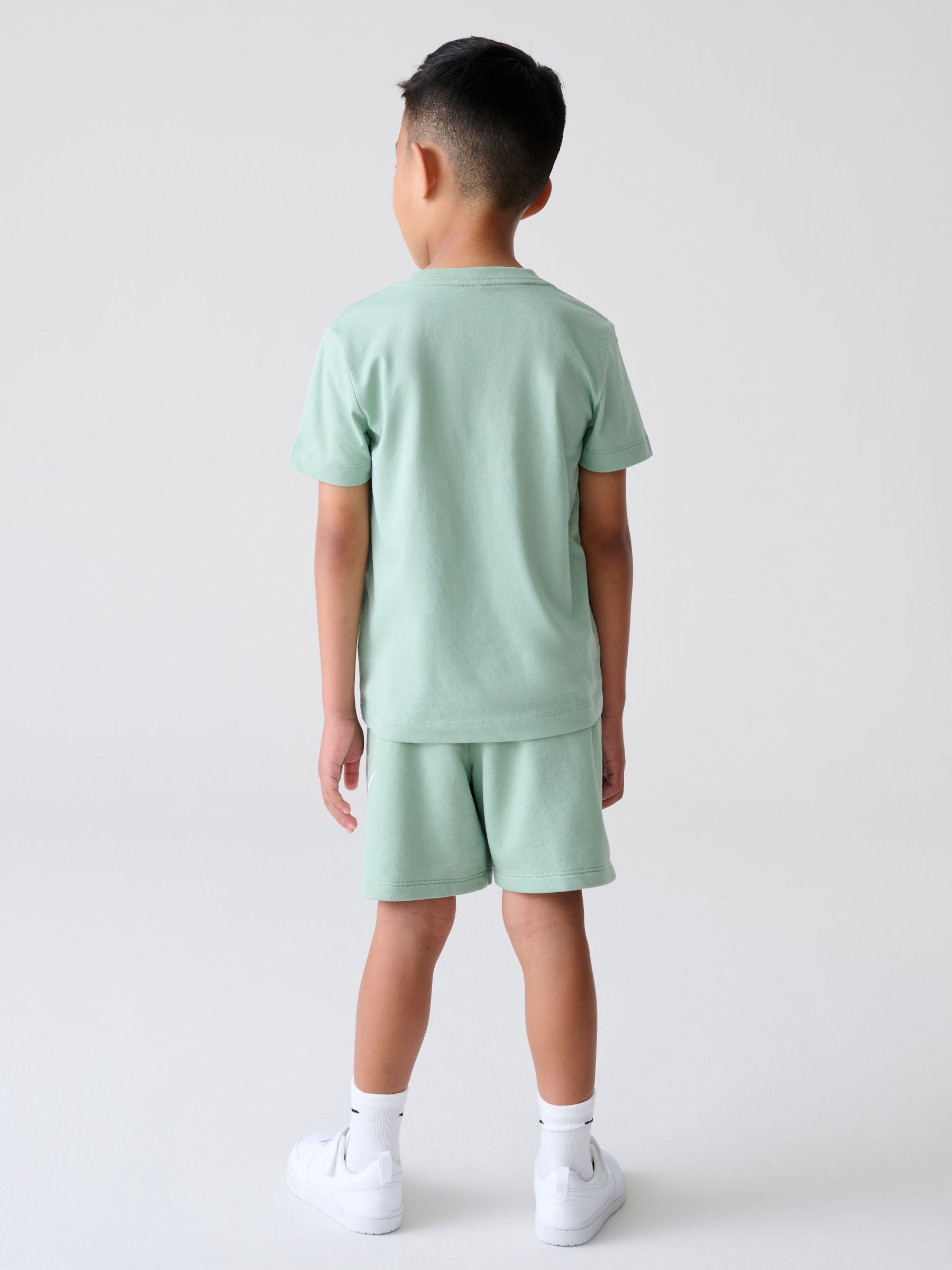 Nike Green Club T-Shirt and Shorts Set image 2