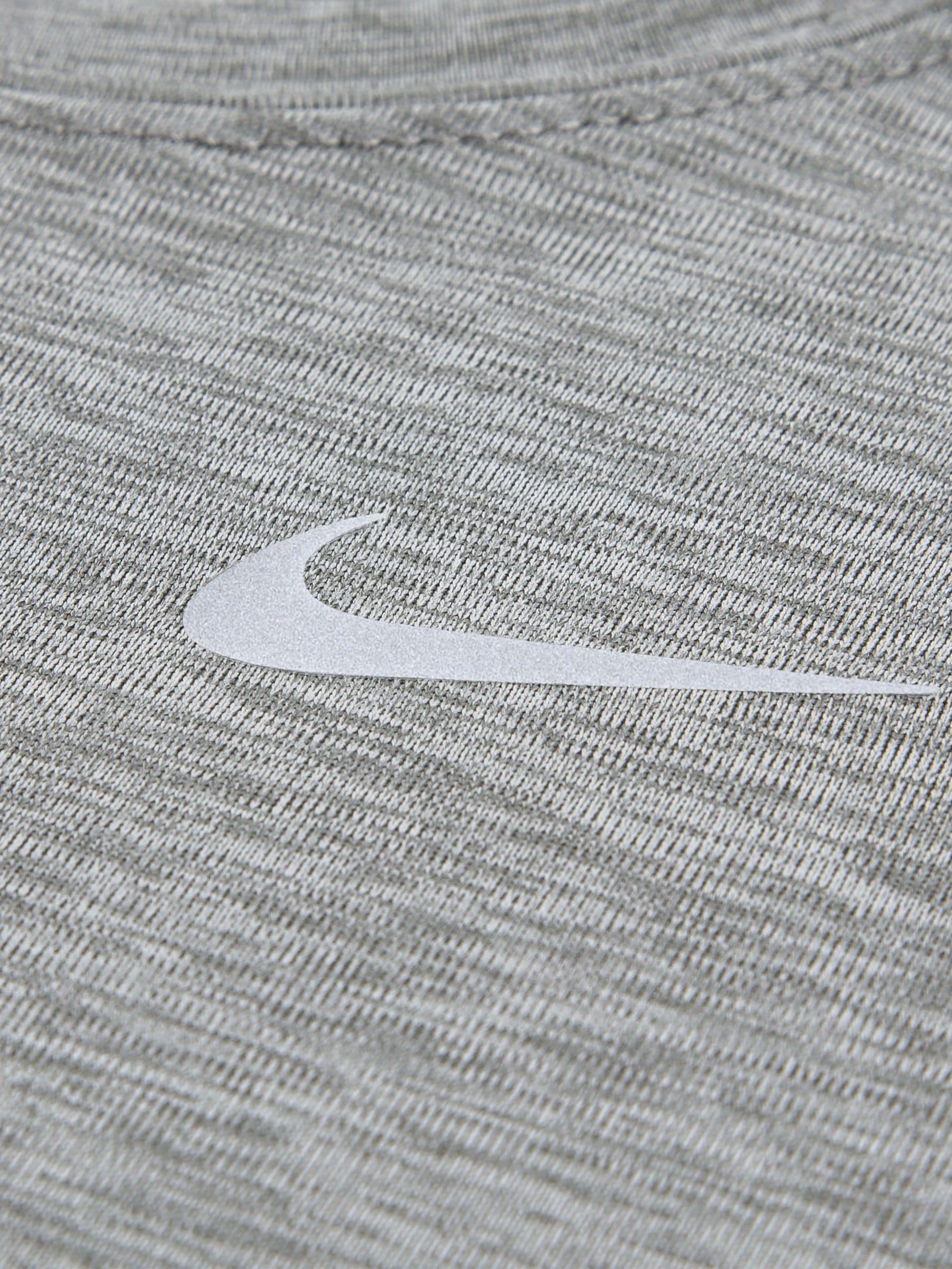 Nike Black Little Kids DriFIT Shorts and T-Shirt Set image 5