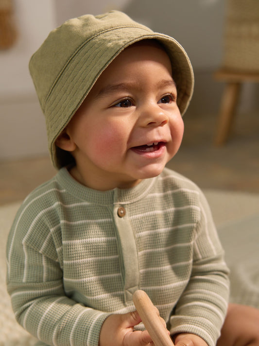 Green 100% Cotton Baby Bucket Hat (0mths-2yrs) image 1