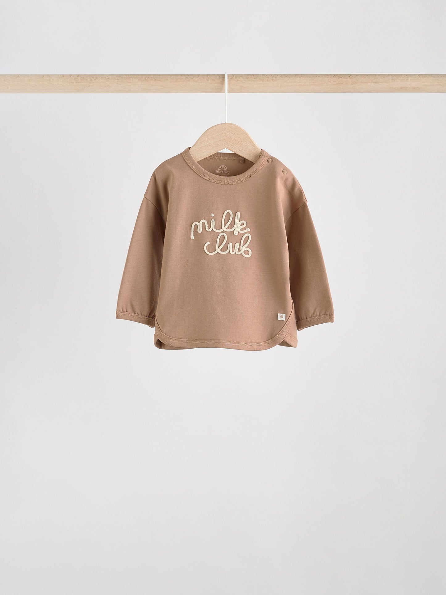 Neutral Milk Club Baby Bundle Gift Set 7 Piece (0-18mths) image 4