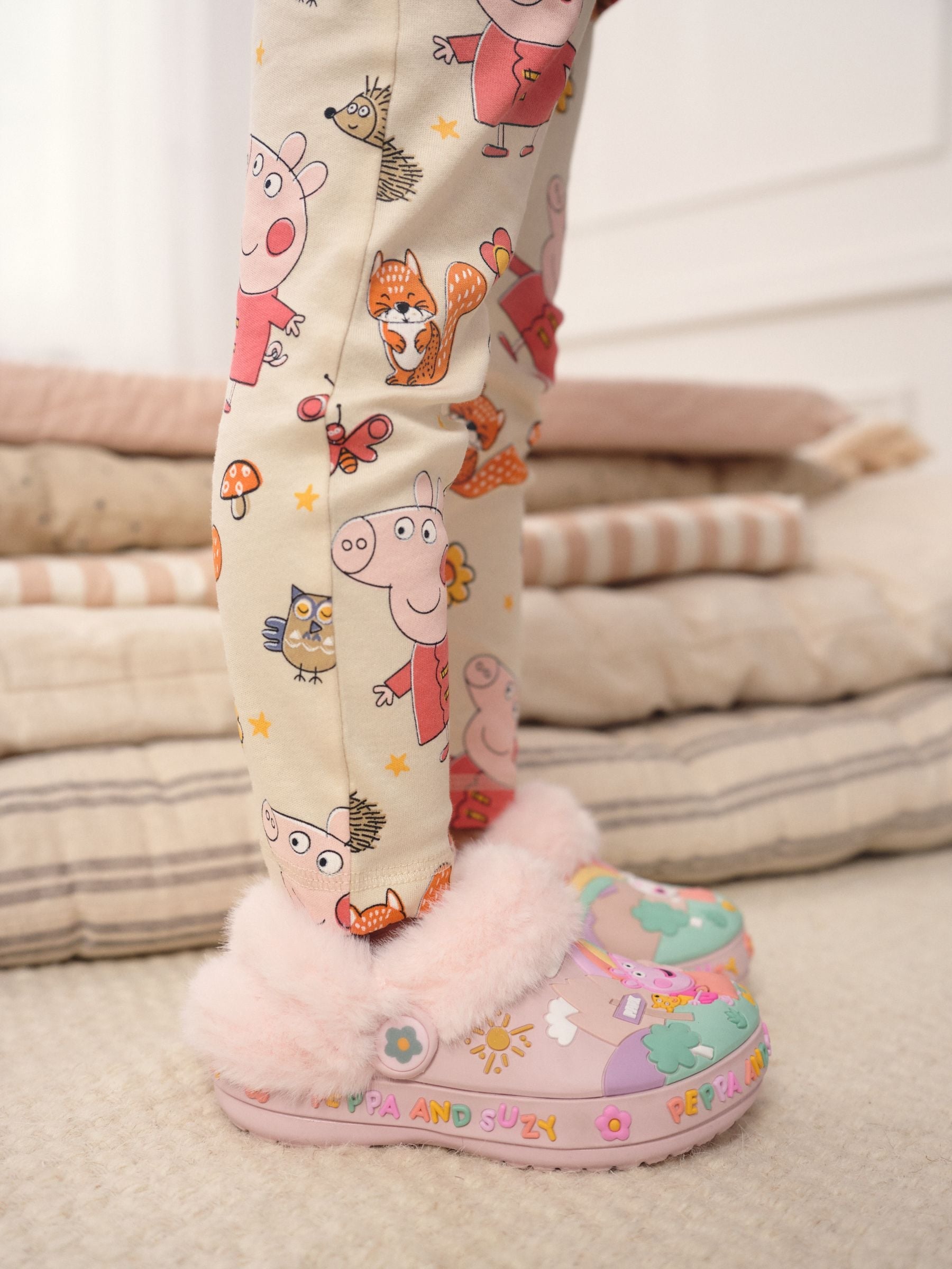 Pink Peppa Pig Cosy Lined Slipper Clogs image 4