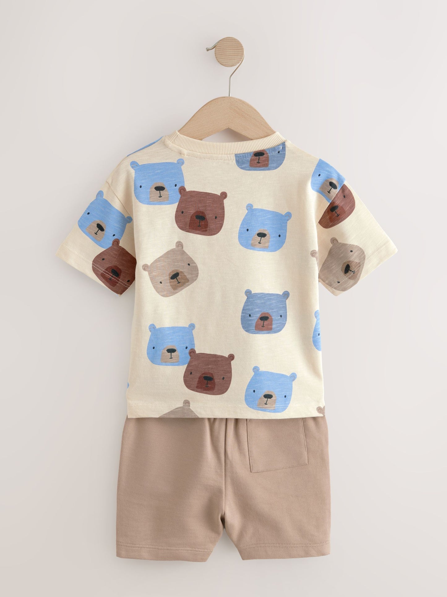 Neutral Padded Bear Short Sleeve T-Shirts & Shorts Set 3 Pack (3mths-7yrs) image 5