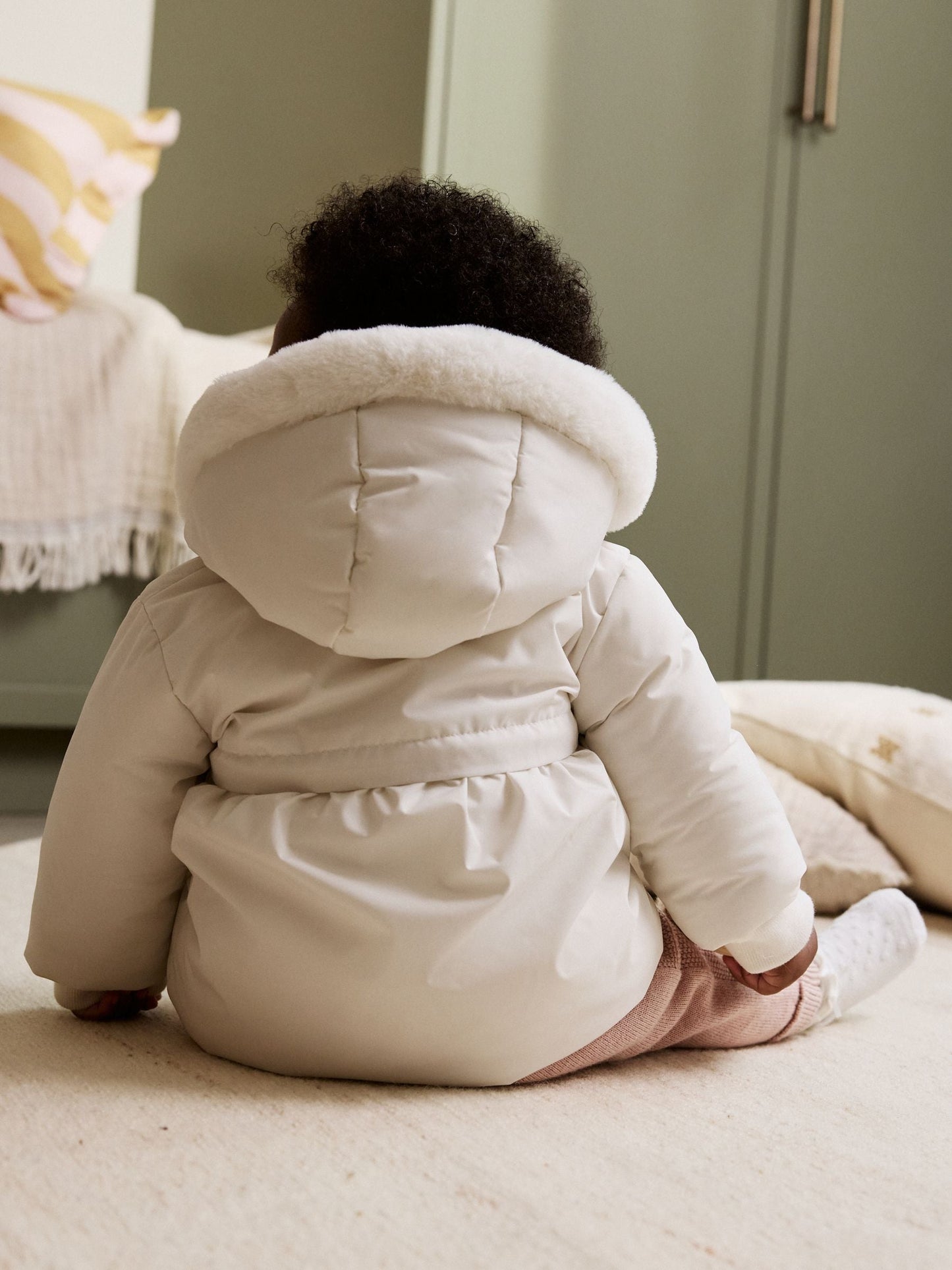 White Bow Puffer Baby Jacket (0mths-2yrs)