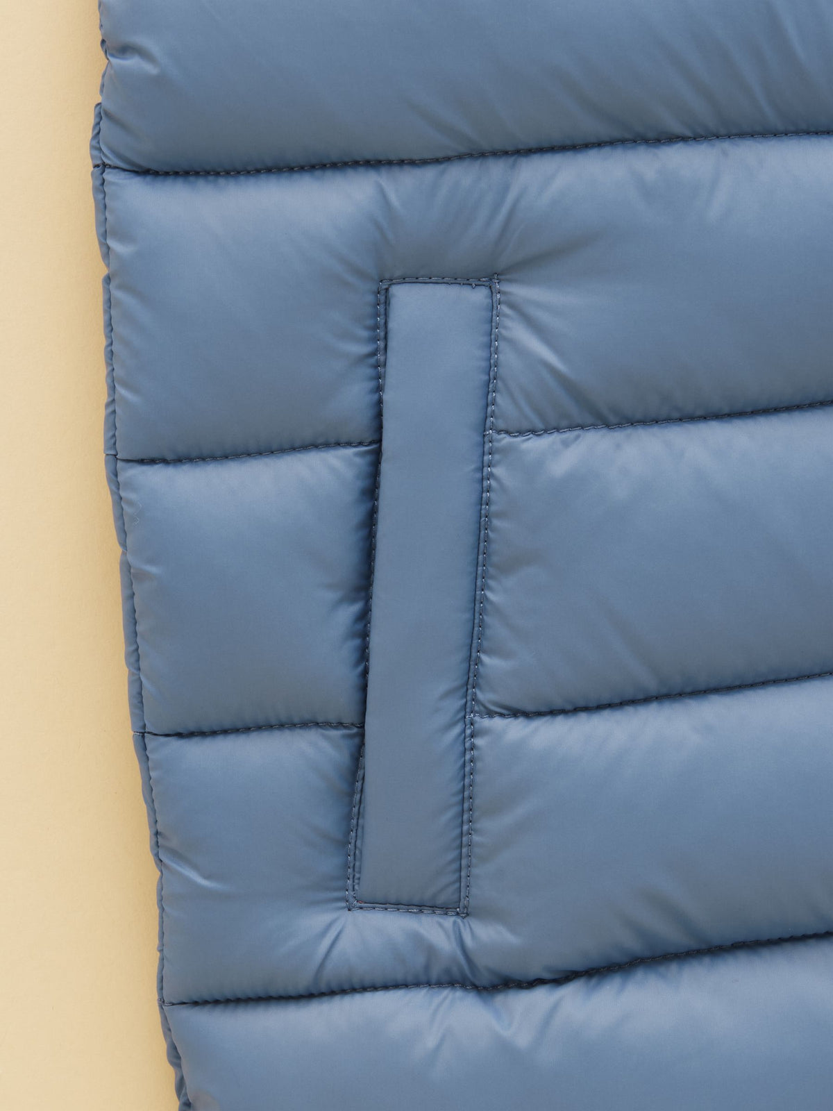 Dsiney Kidz - Joules Crofton Blue Padded Gilet image 4