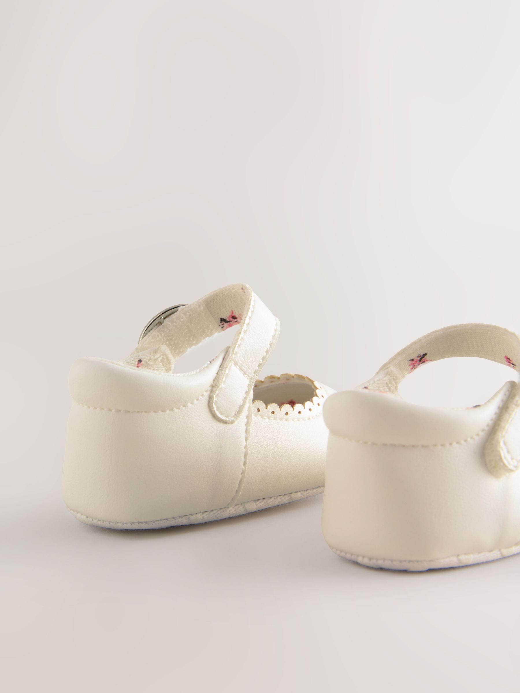 White Mary Jane Baby Shoes (0-24mths) image 3