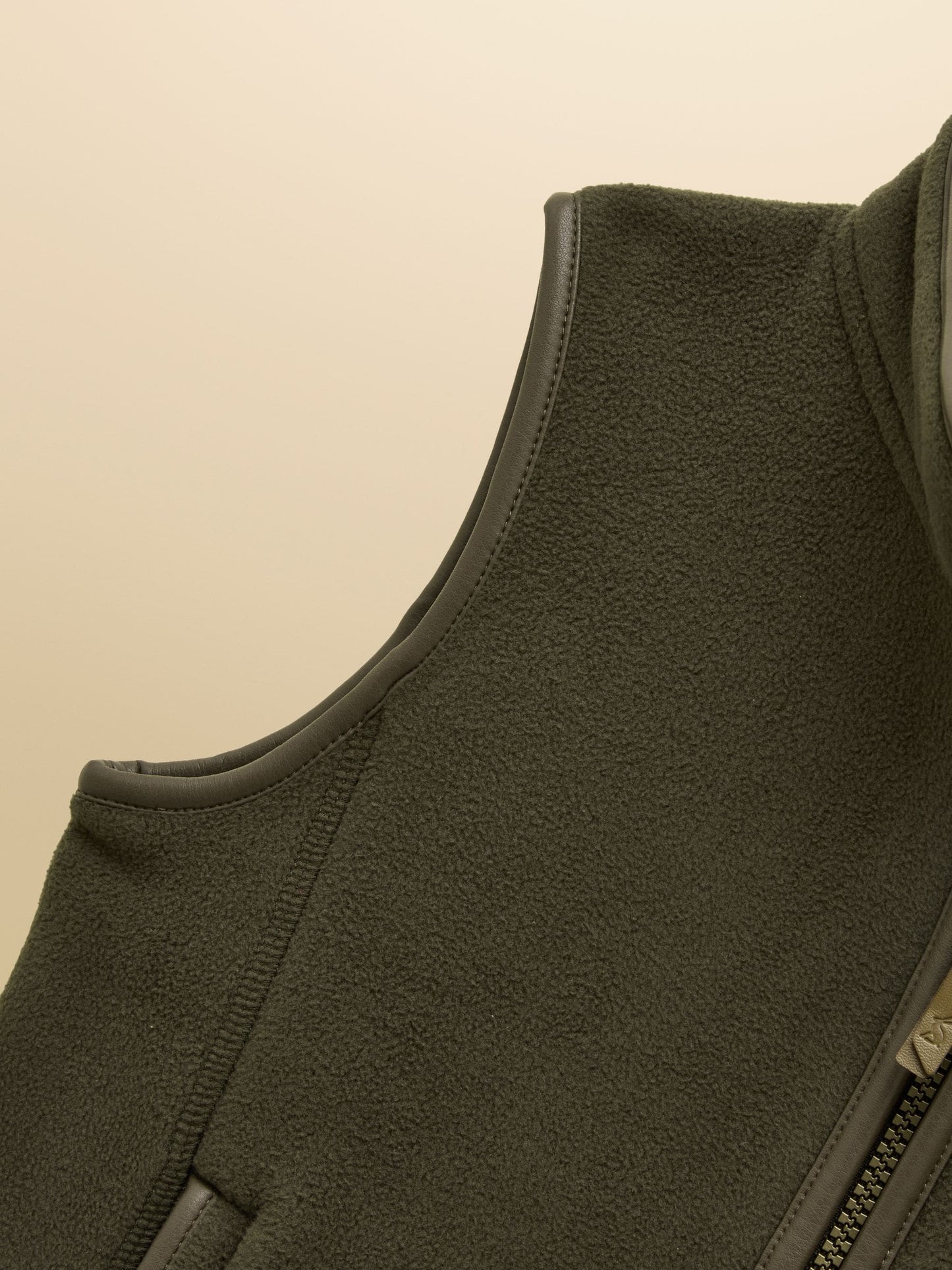 Dsiney Kidz - Joules Kids' Heritage Dark Green Fleece Gilet image 6