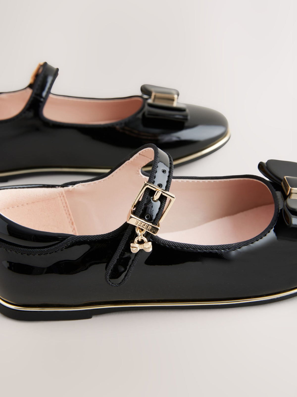 Baker by Ted Baker Girls Back to School Patent Mary Jane Black Shoes with Bow image 4