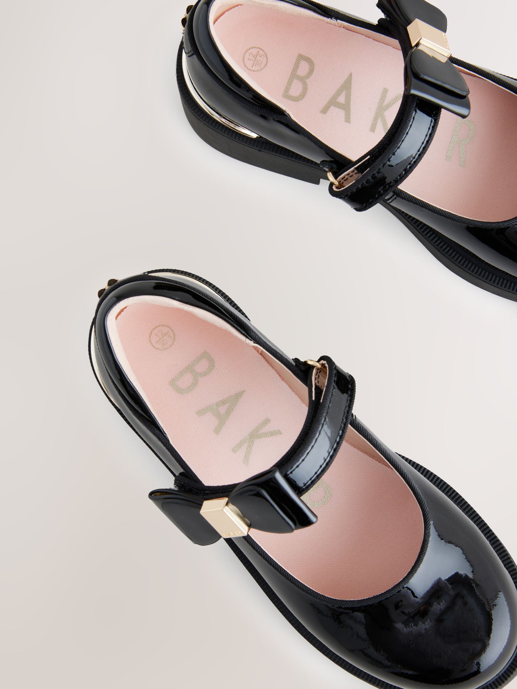 Baker by Ted Baker Girls Back to School Chunky Mary Jane Black Shoes with Bow image 6