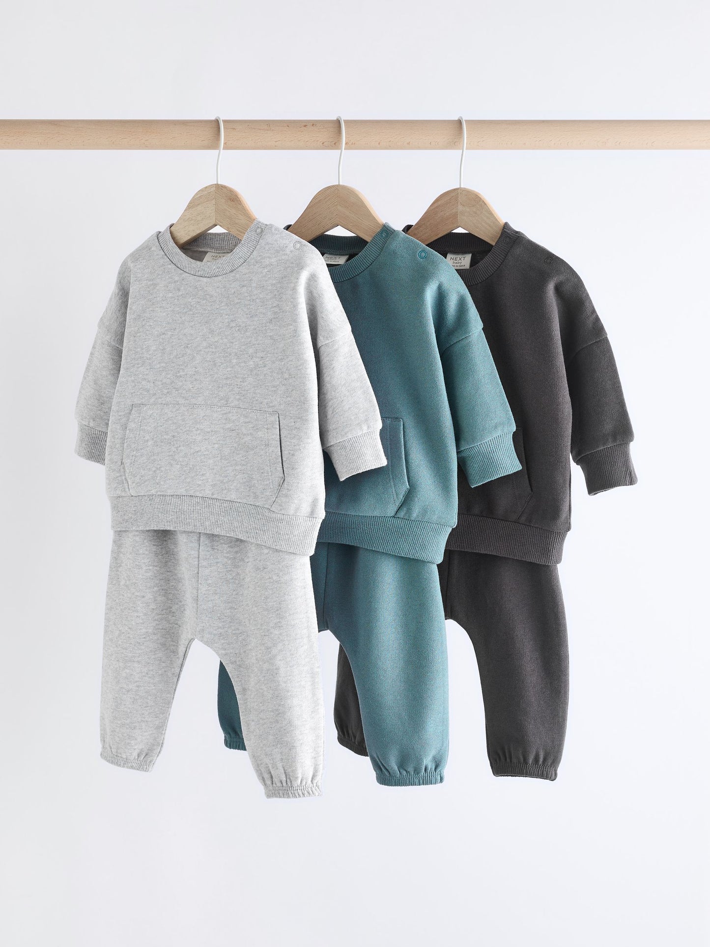 Dsiney Kidz - Monochrome Baby Sweatshirt and Joggers Set 6 Piece (0mths-3yrs) image 1
