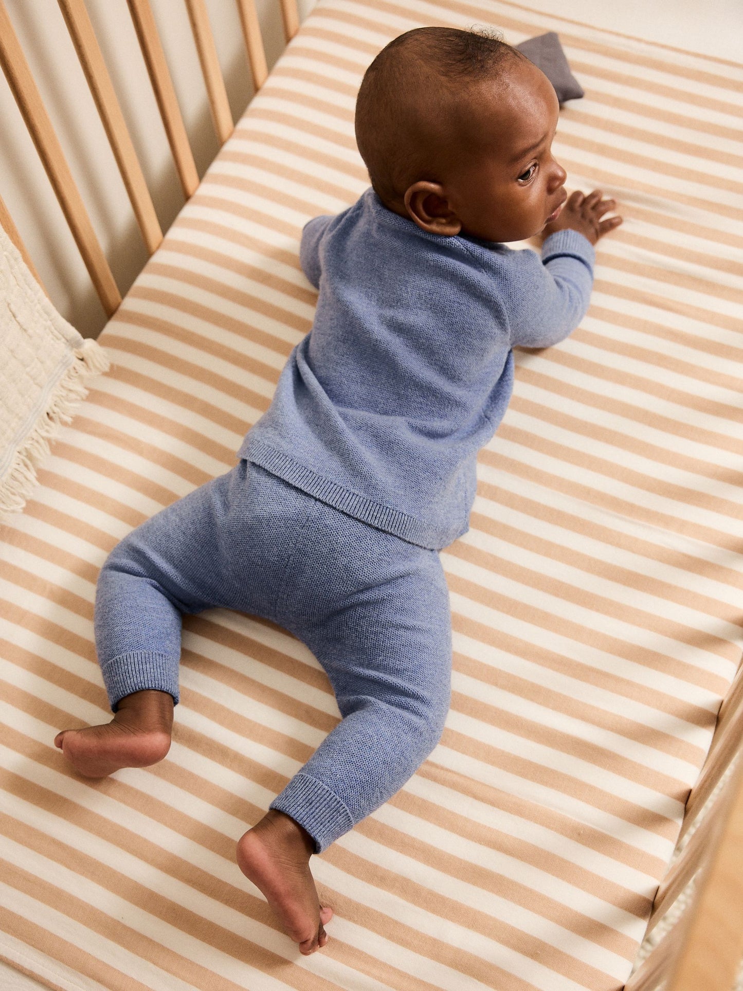 Blue Baby Knitted Jumper and Leggings Set (0mths-2yrs) image 4