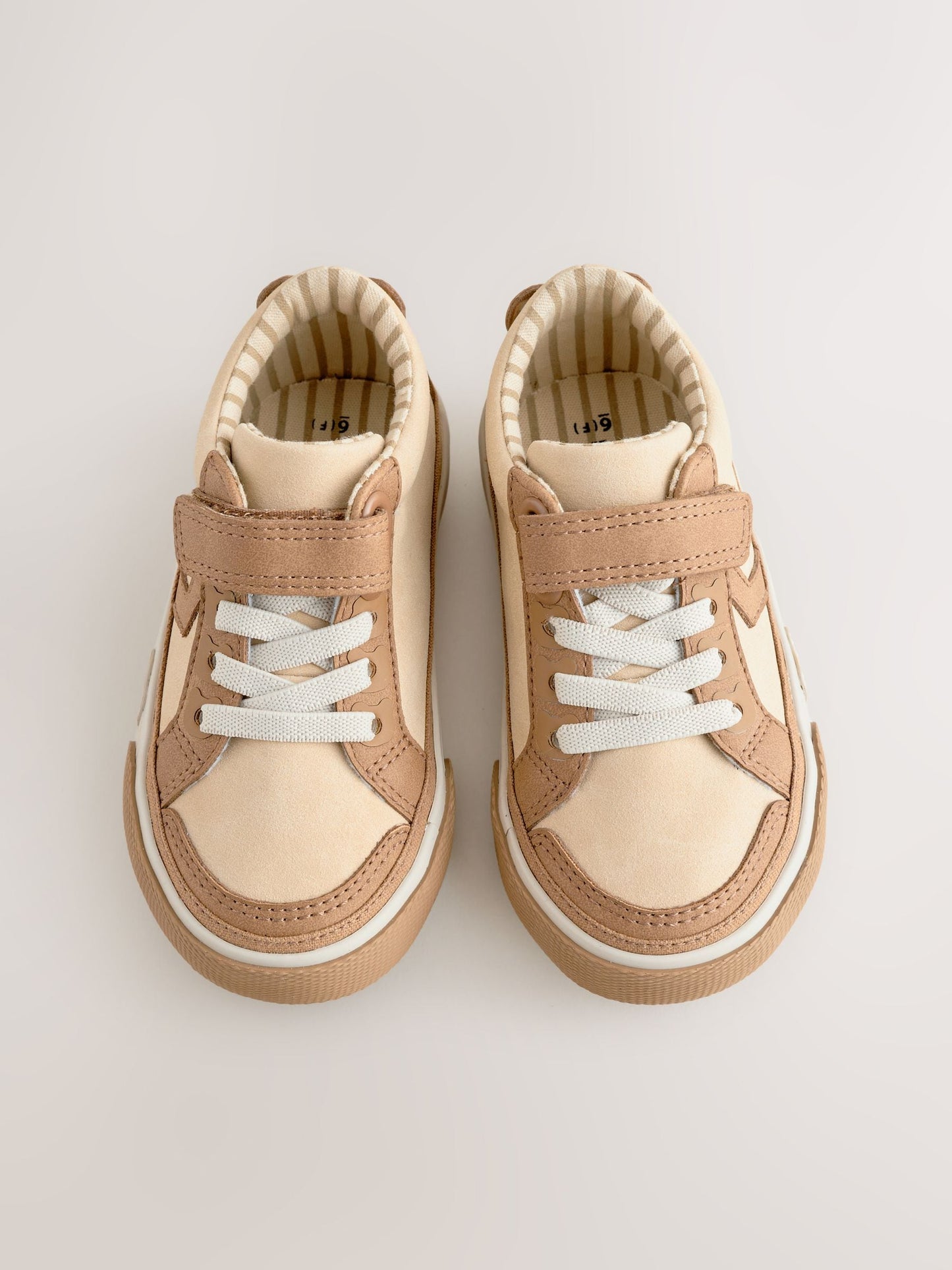 Brown Bear Standard Fit (F) Touch Fastening Elastic Lace Trainers image 4