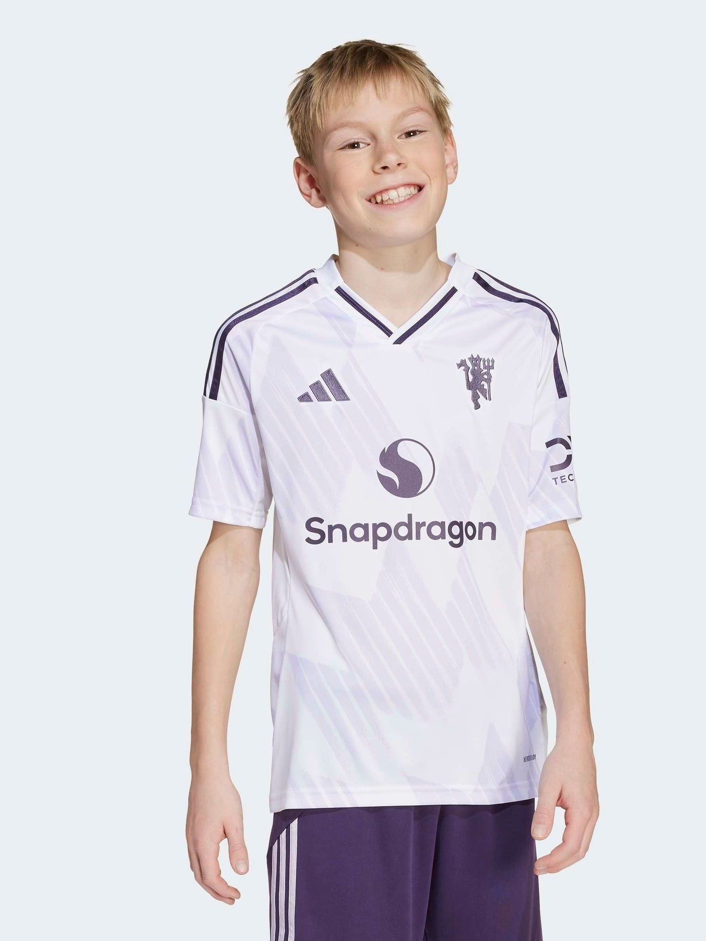 Dsiney Kidz - adidas White Kids Manchester United 25/26 Away Jersey image 1