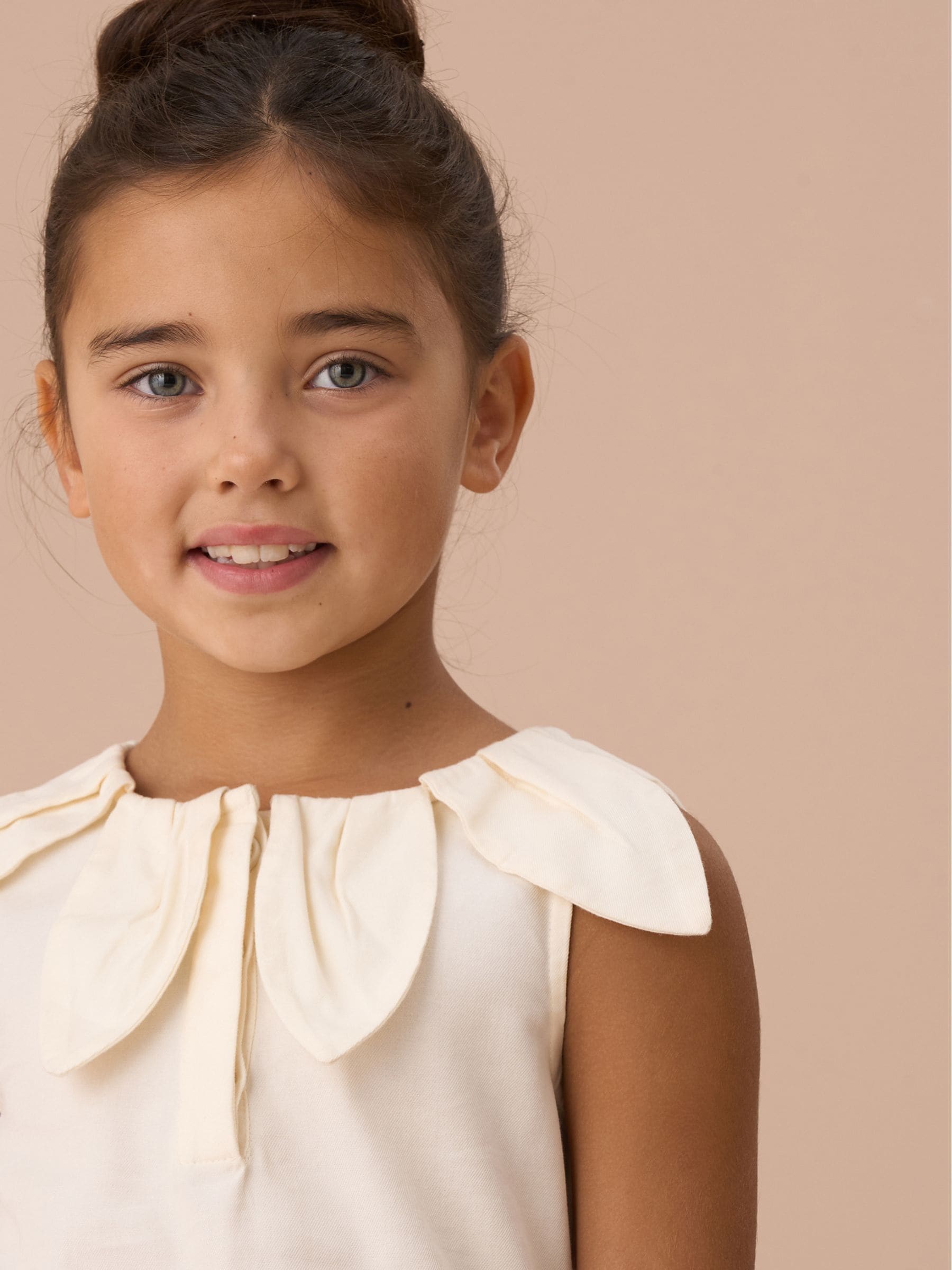 Dsiney Kidz - Angel & Rocket White Margaux Ivory Petal Collar 100% Cotton Top image 4