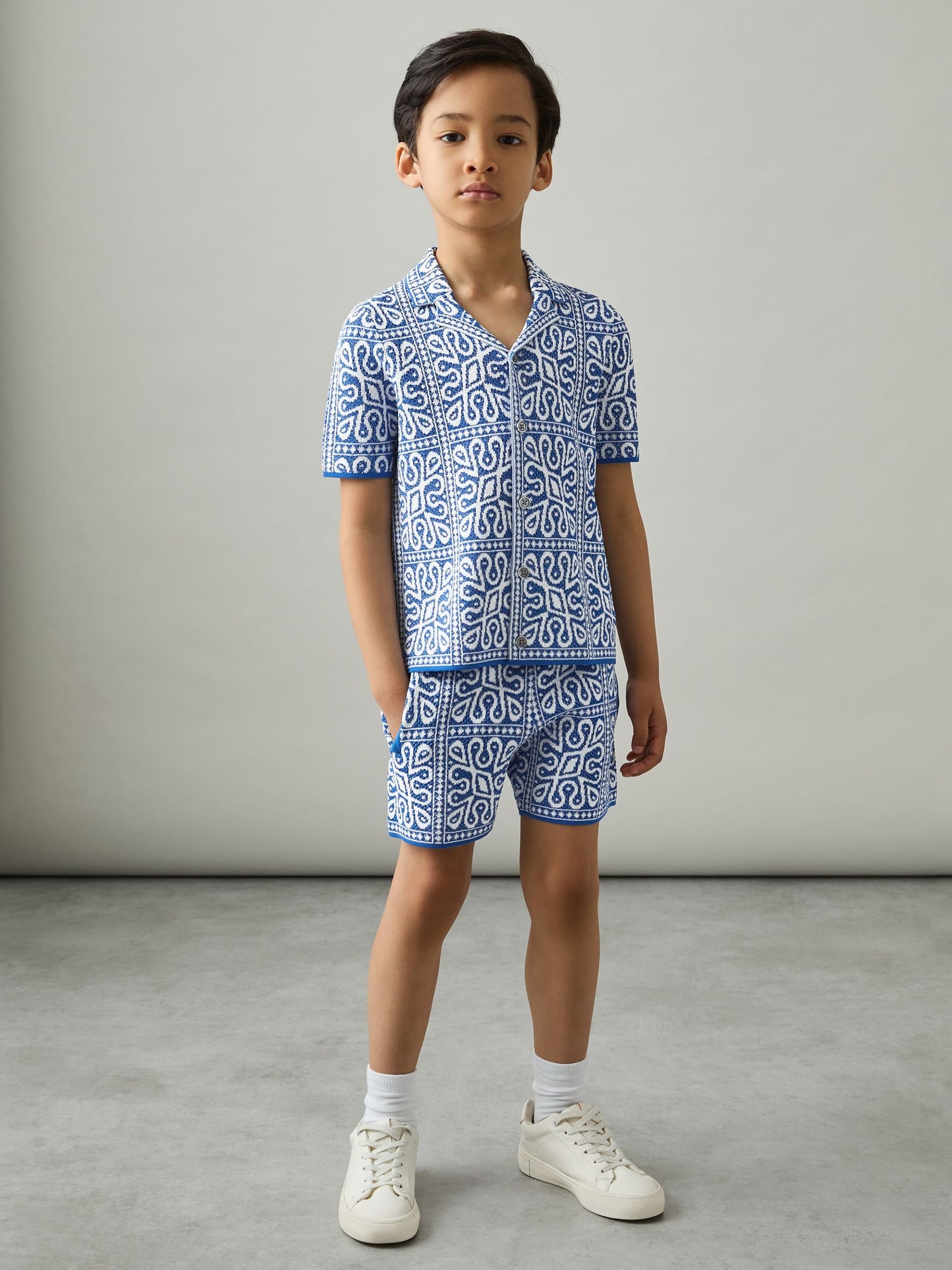 Dsiney Kidz - Reiss Blue/White Redhill 3-9 yrs Tile Pattern Knit Shorts image 3