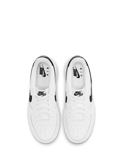 Nike White Black Youth Air Force 1 Trainers image 7