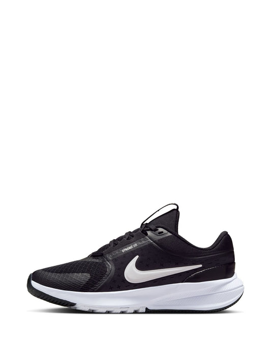 Nike Black/White Youth Star Runner 5 Trainers image 2