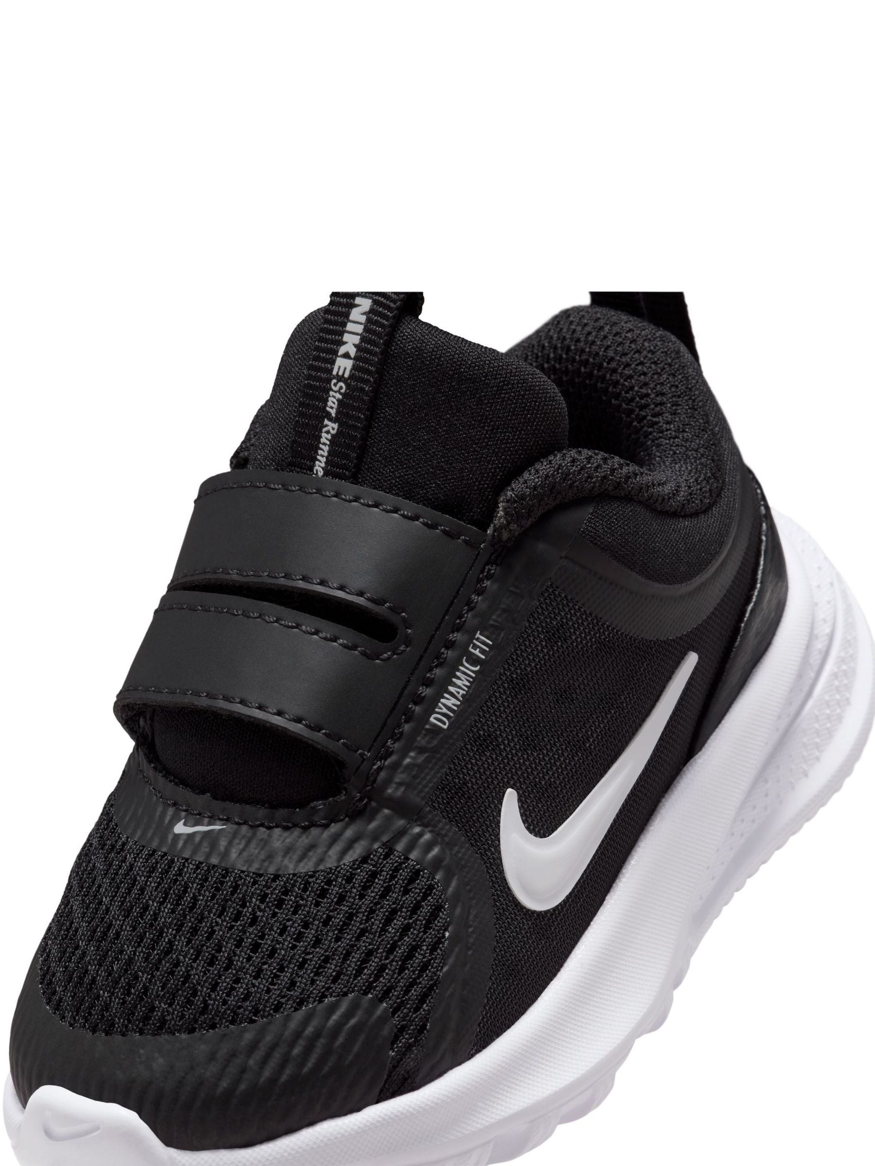 Nike Black/White Infant Star Runner 5 Trainers image 6