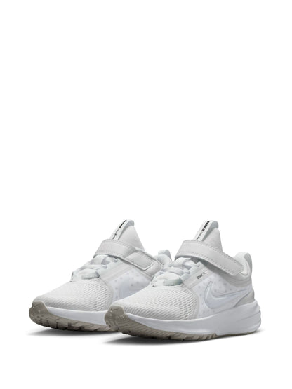 Nike White Junior Star Runner 5 Trainers image 5