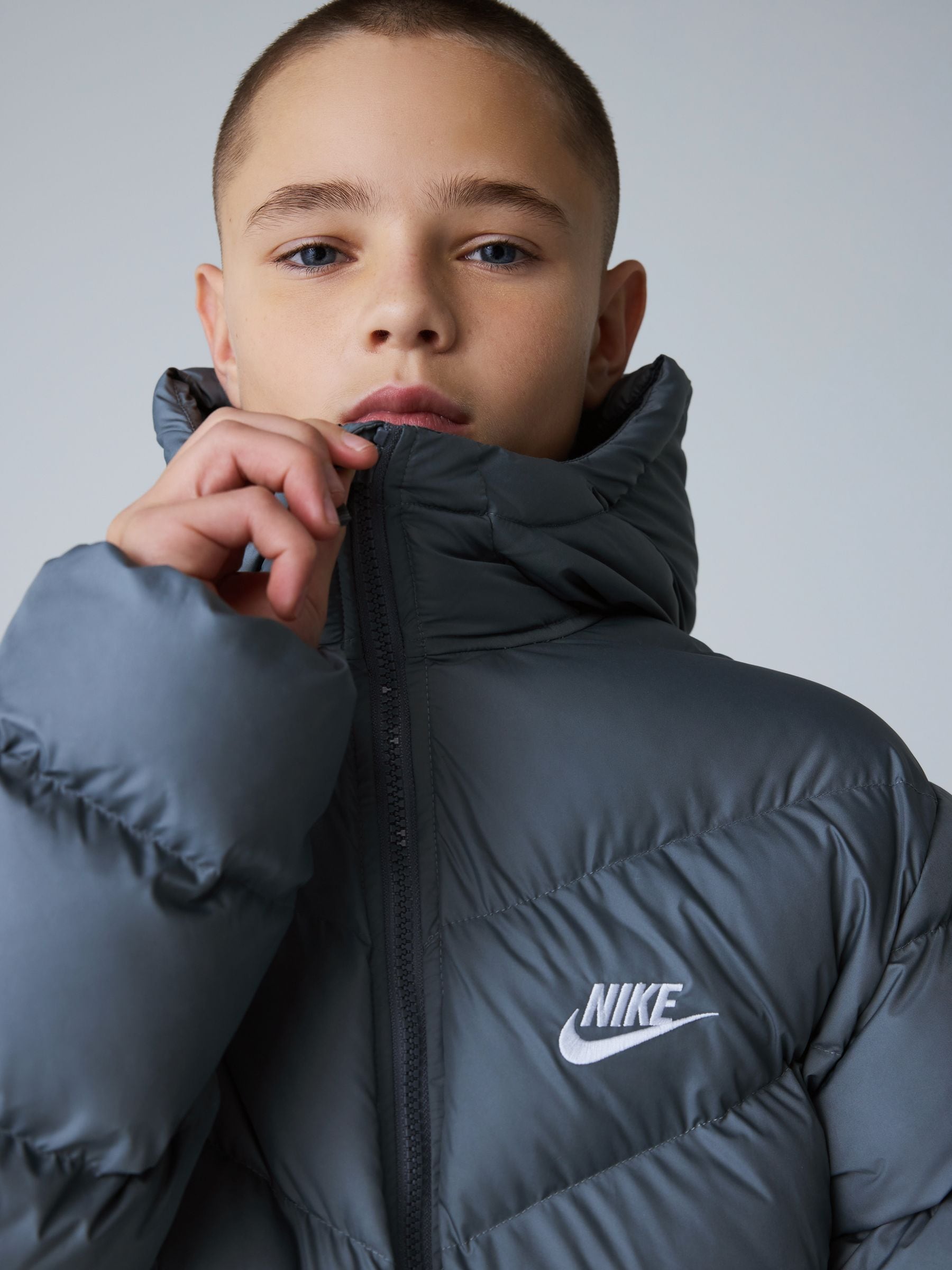 Dsiney Kidz - Nike Smoke Grey Padded Puffer Jacket image 4