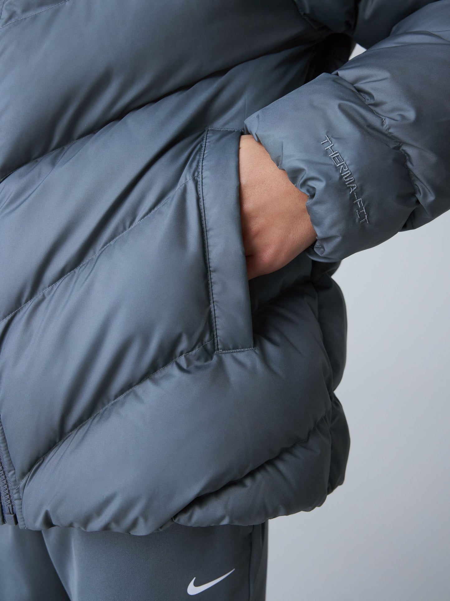 Dsiney Kidz - Nike Smoke Grey Padded Puffer Jacket image 5
