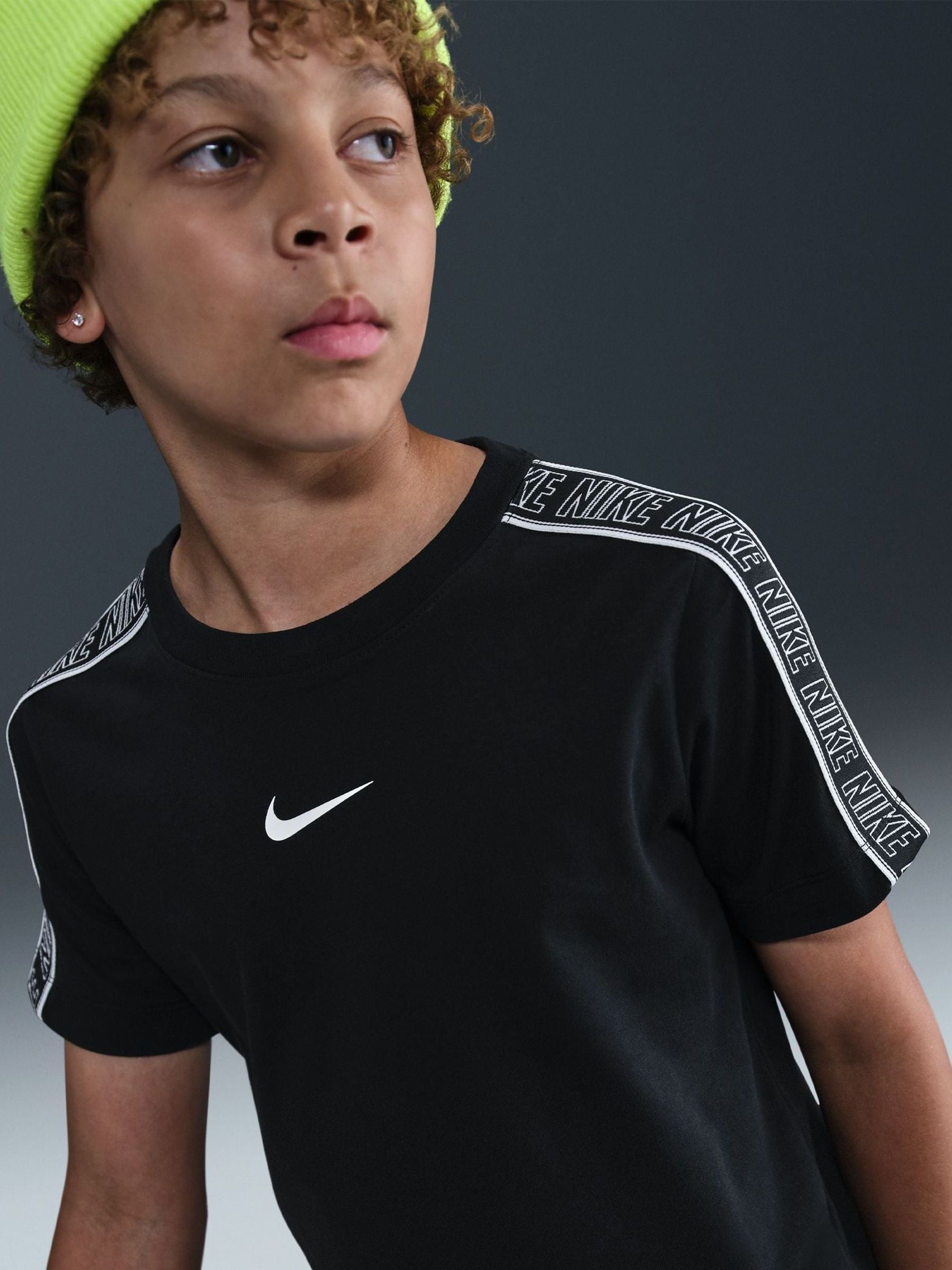 Dsiney Kidz - Nike Black T-Shirt image 2