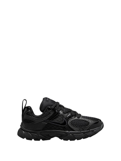 Nike Black Junior V5 Runner Trainers image 1