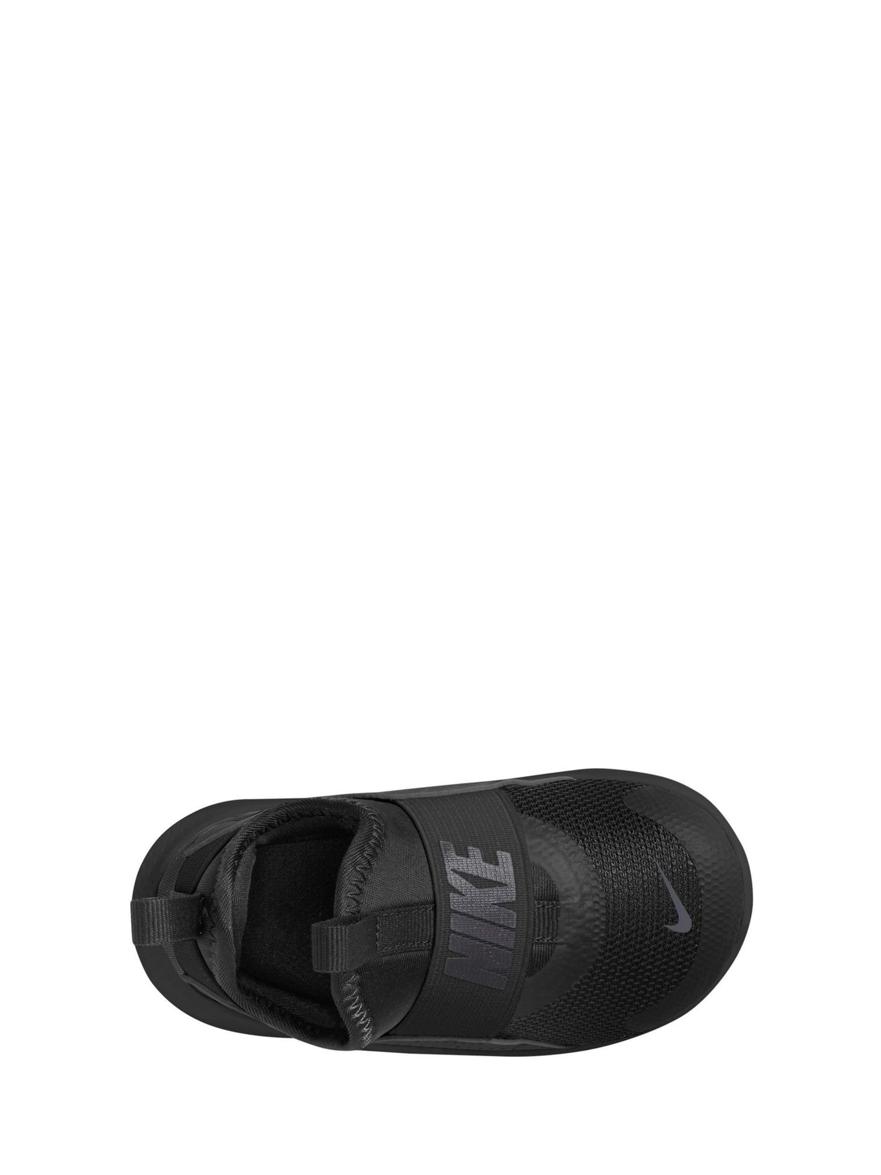 Nike Black Infant Flex Runner 4 Trainers image 4